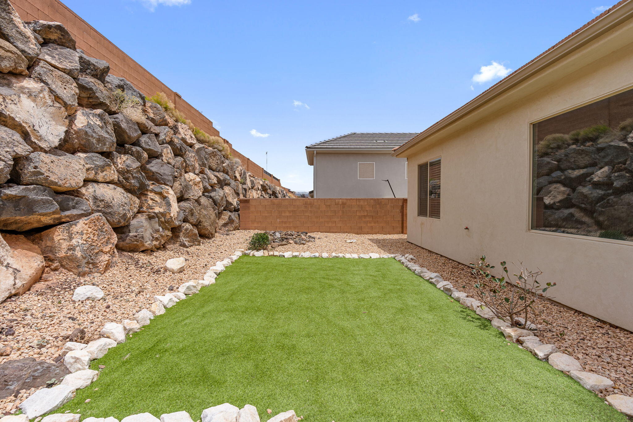 FIREROCK - Residential