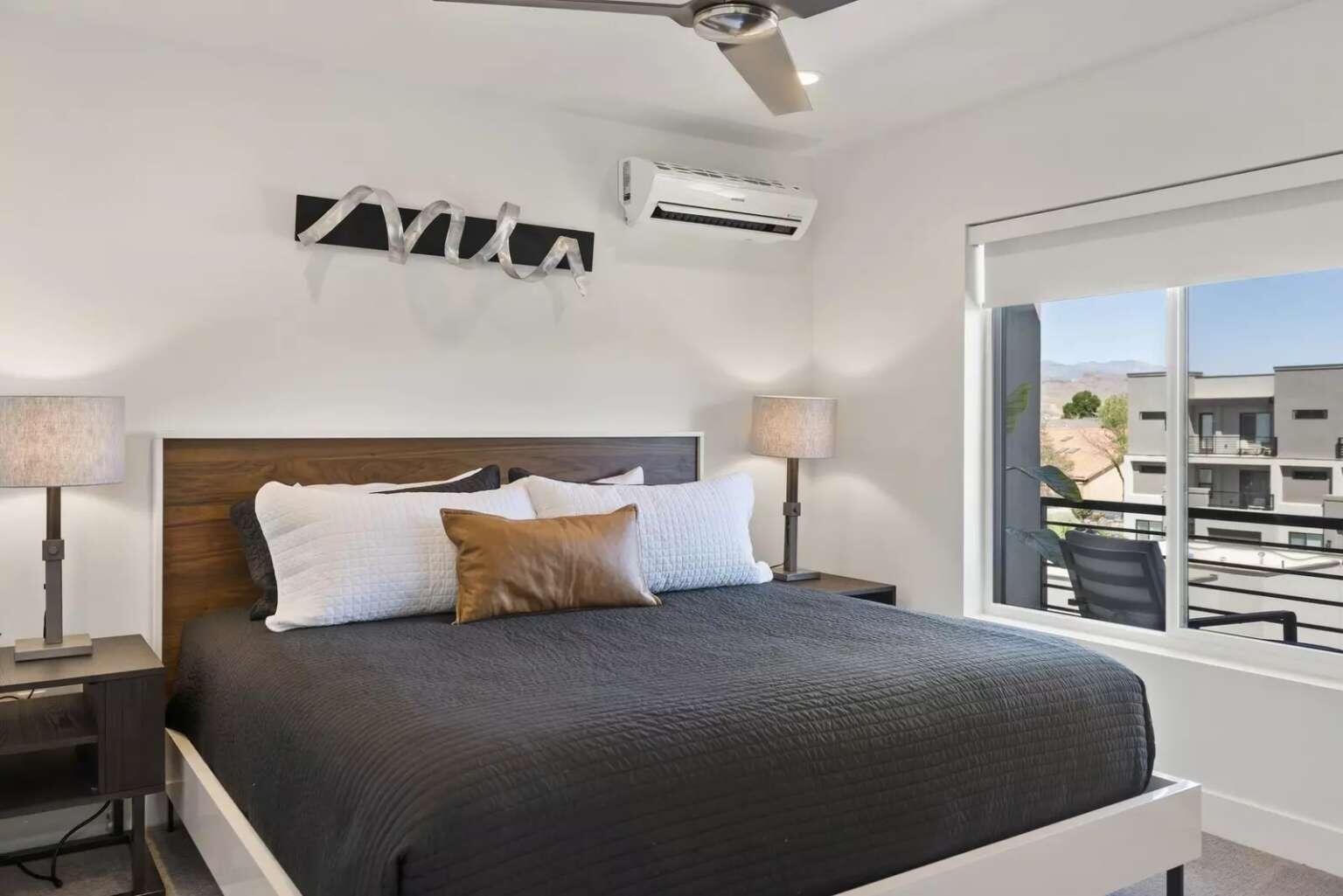 VUE AT GREEN VALLEY - Residential
