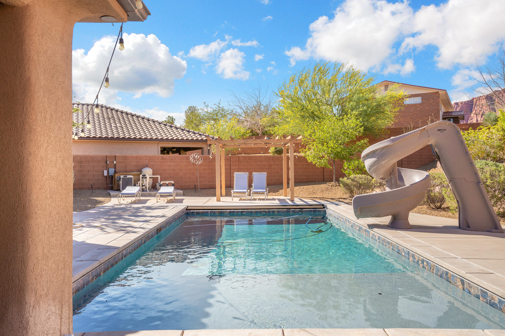 QUAIL COVE - Residential