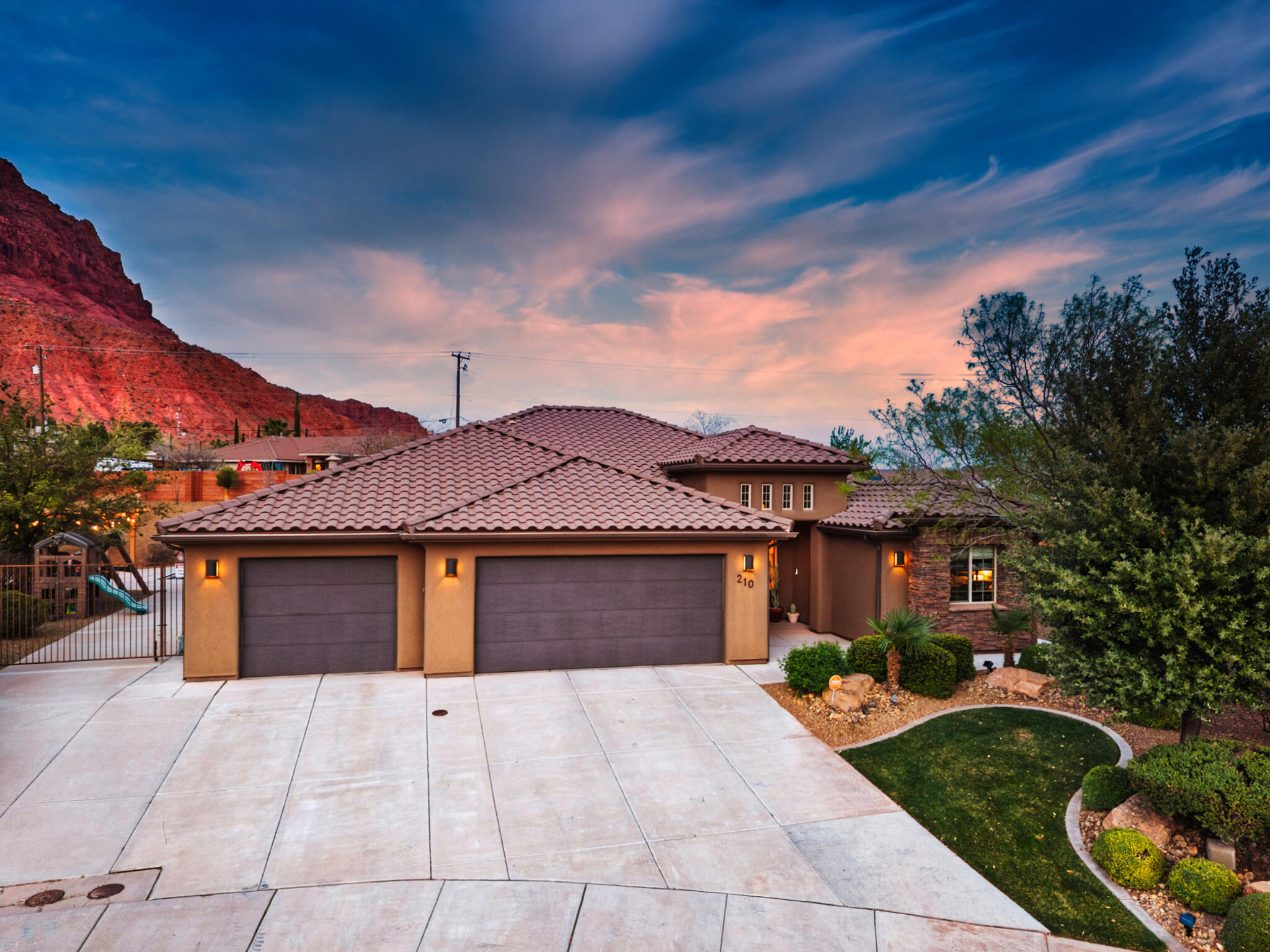 QUAIL COVE - Residential