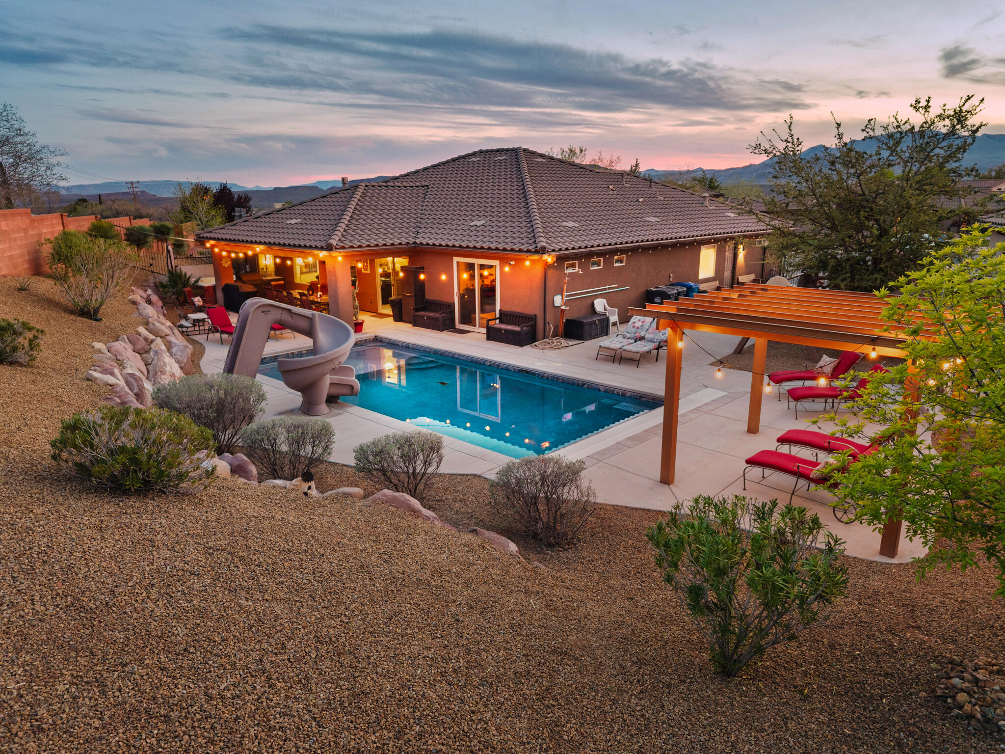 QUAIL COVE - Residential