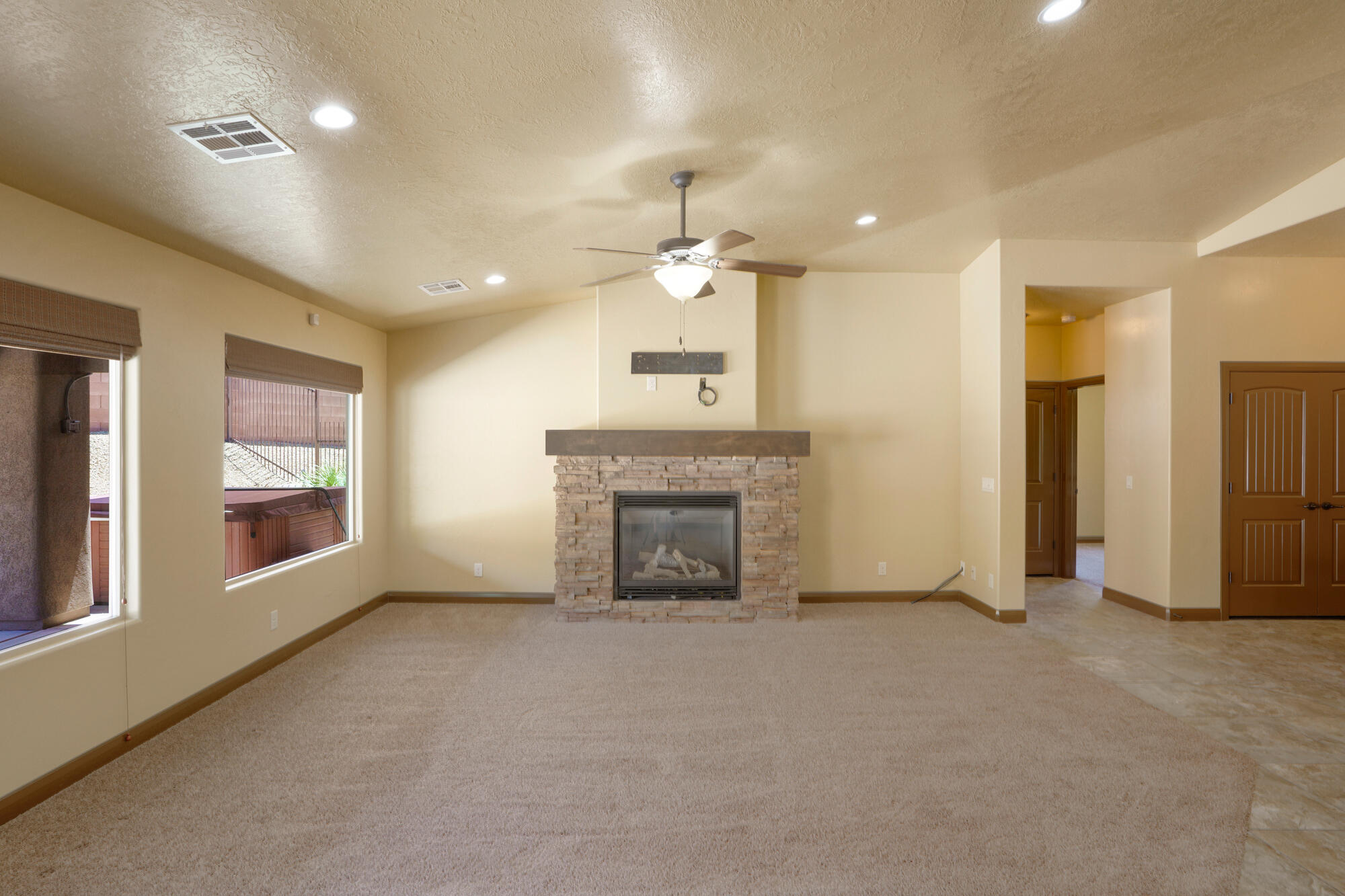 QUAIL COVE - Residential