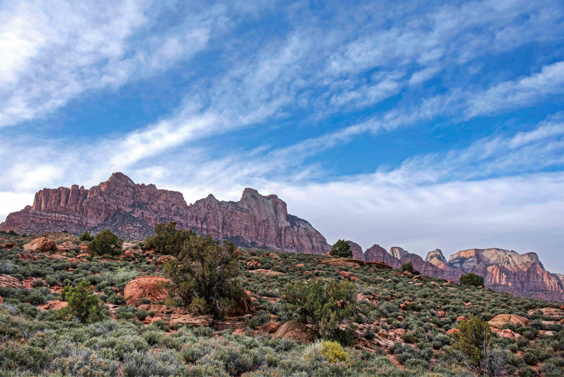 CANYON POINT - Land