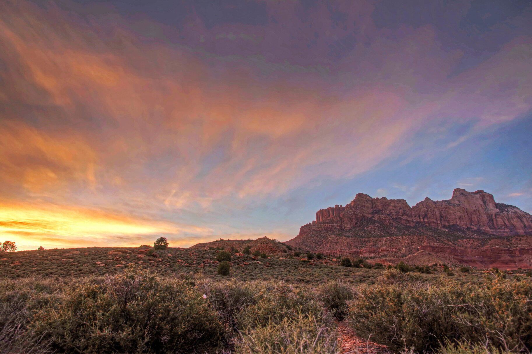 CANYON POINT - Land