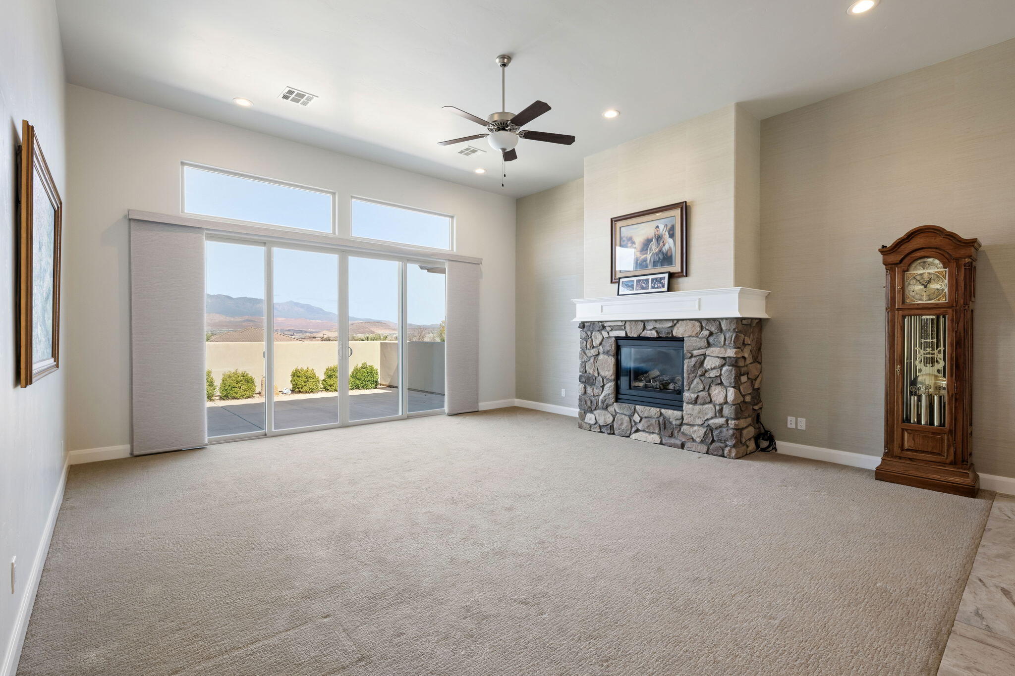 CORNERSTONE - Residential