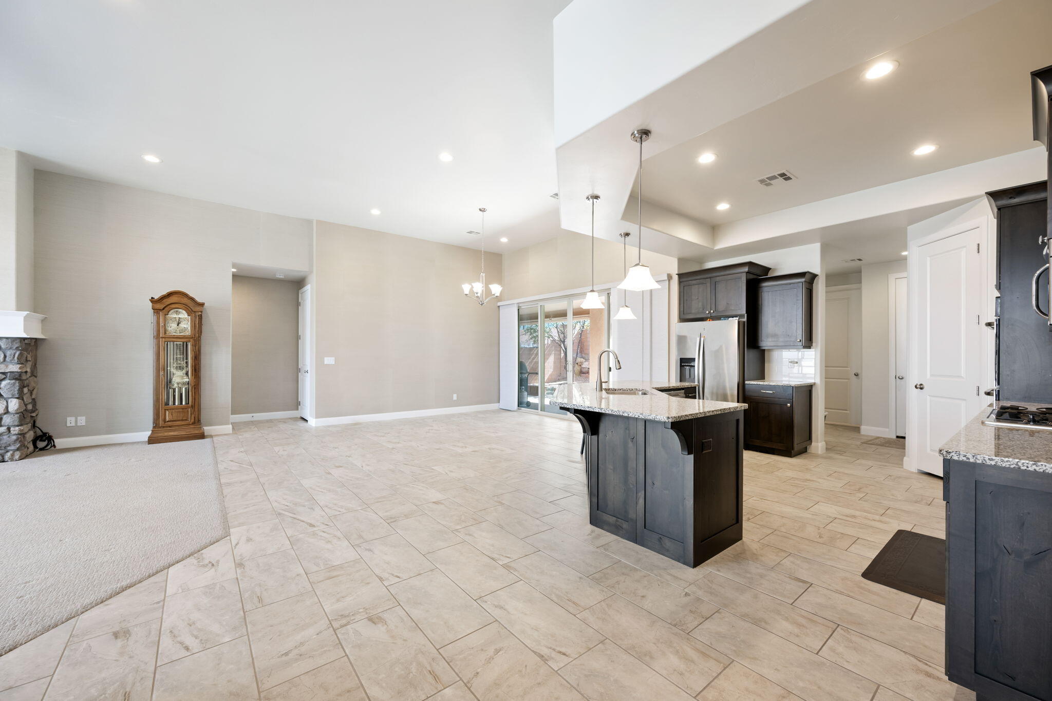 CORNERSTONE - Residential