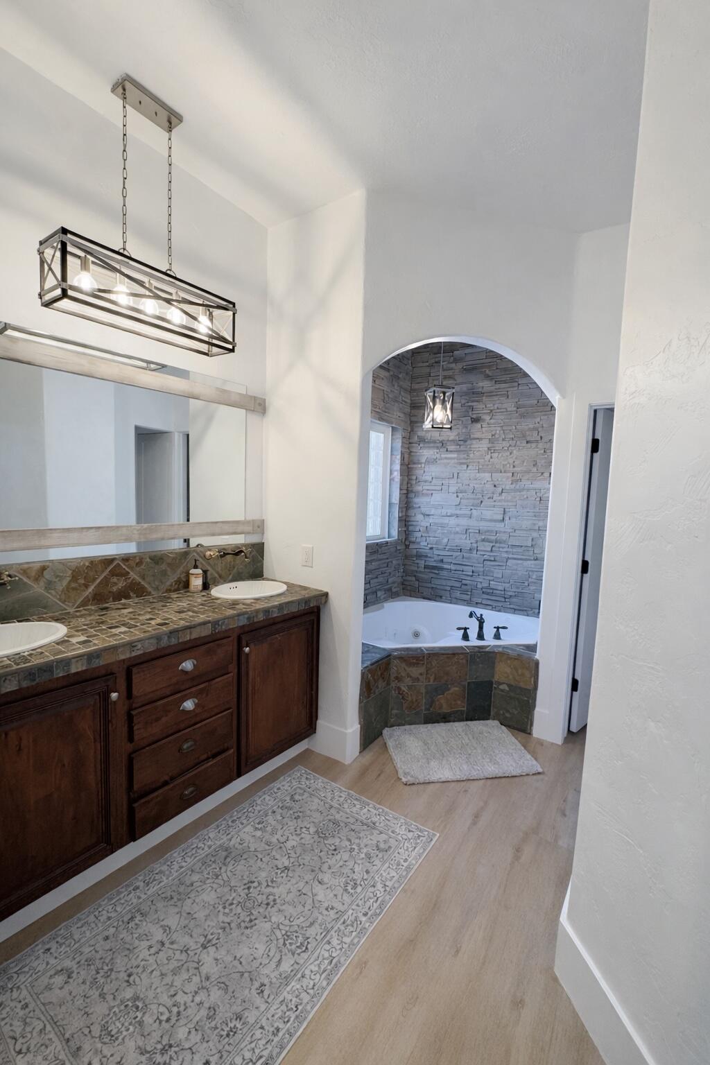 KNOLLS AT LITTLE VALLEY - Residential