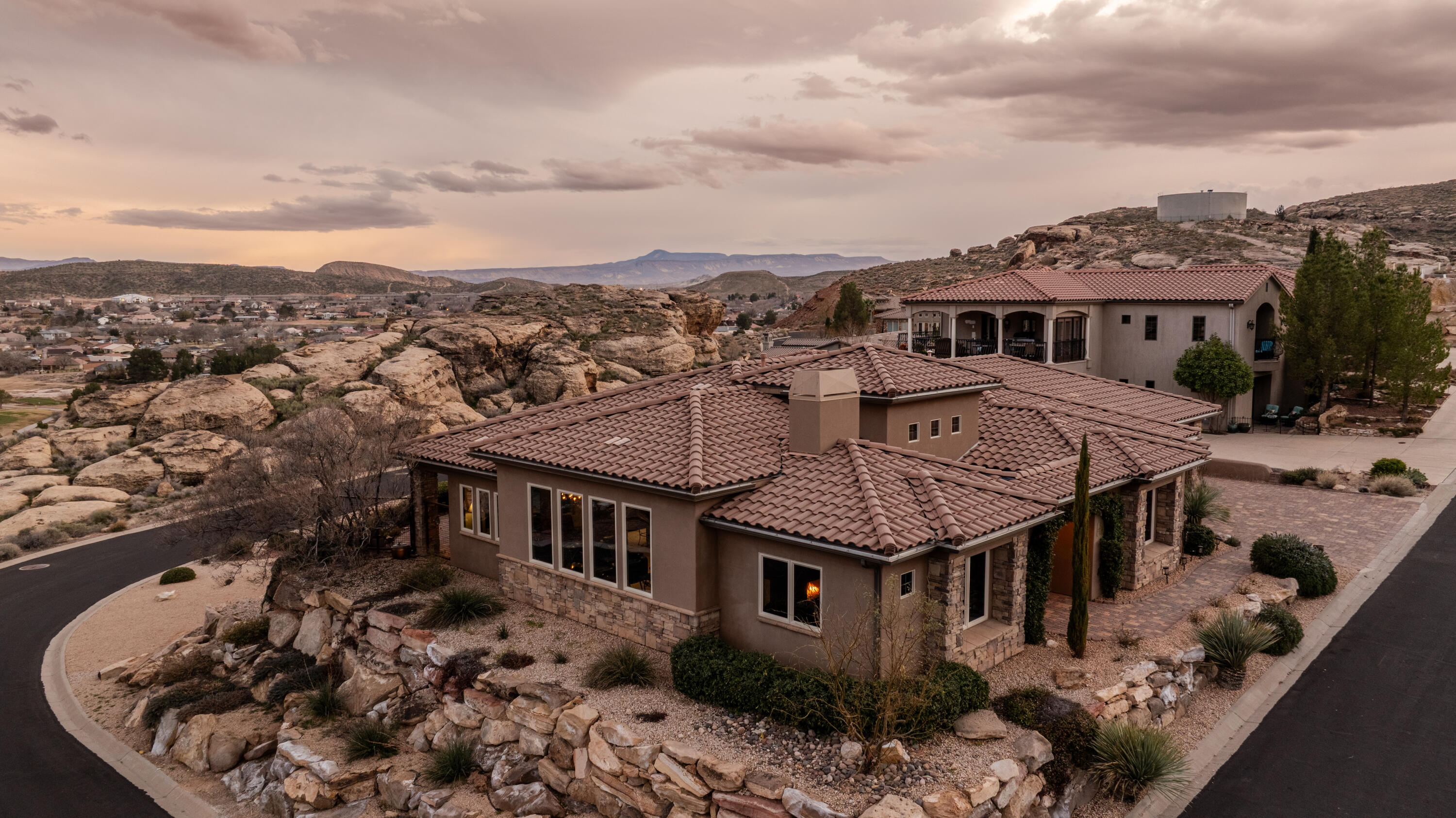 SIENNA RIDGE AT WEBB HILL - Residential
