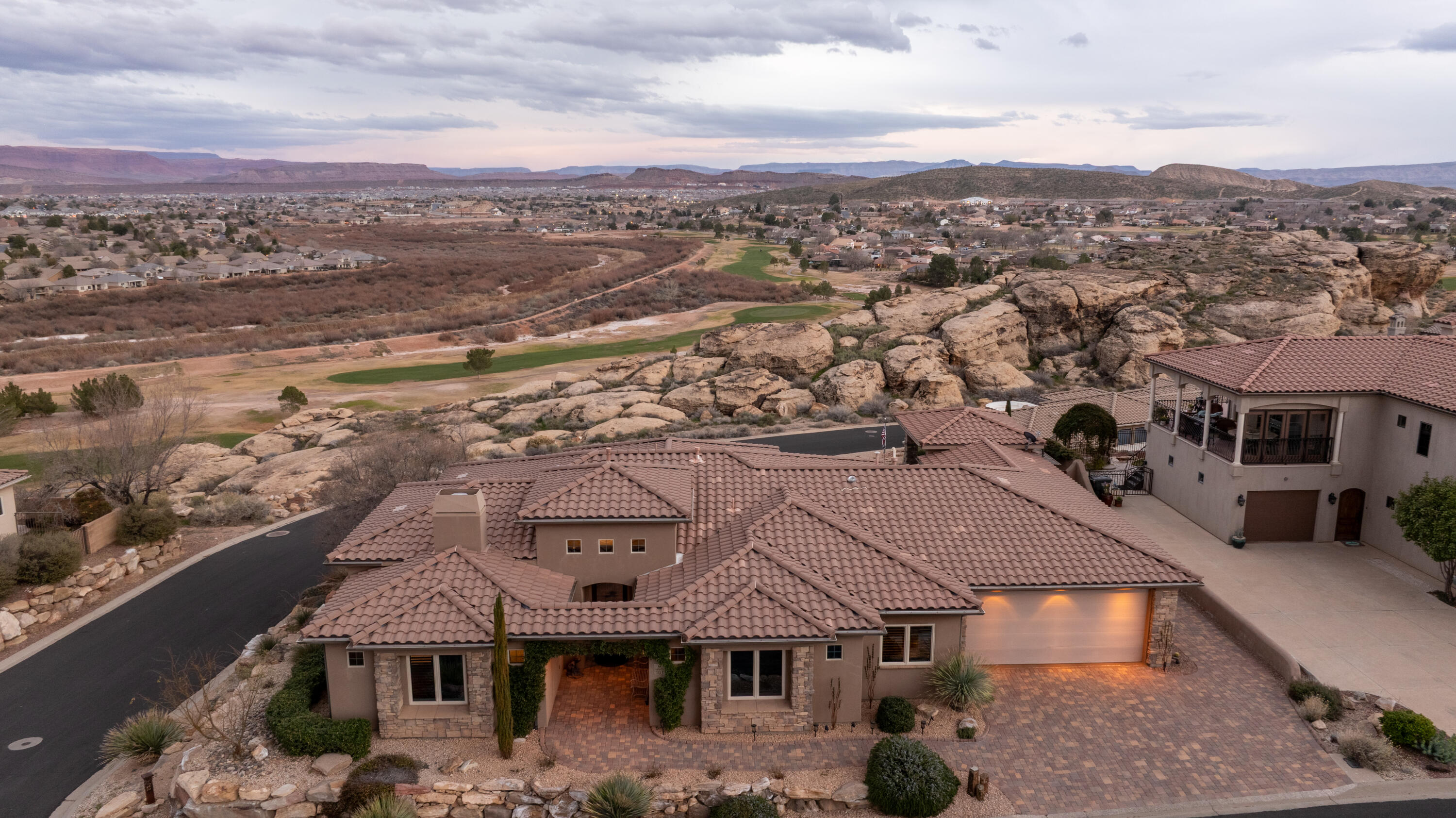 SIENNA RIDGE AT WEBB HILL - Residential