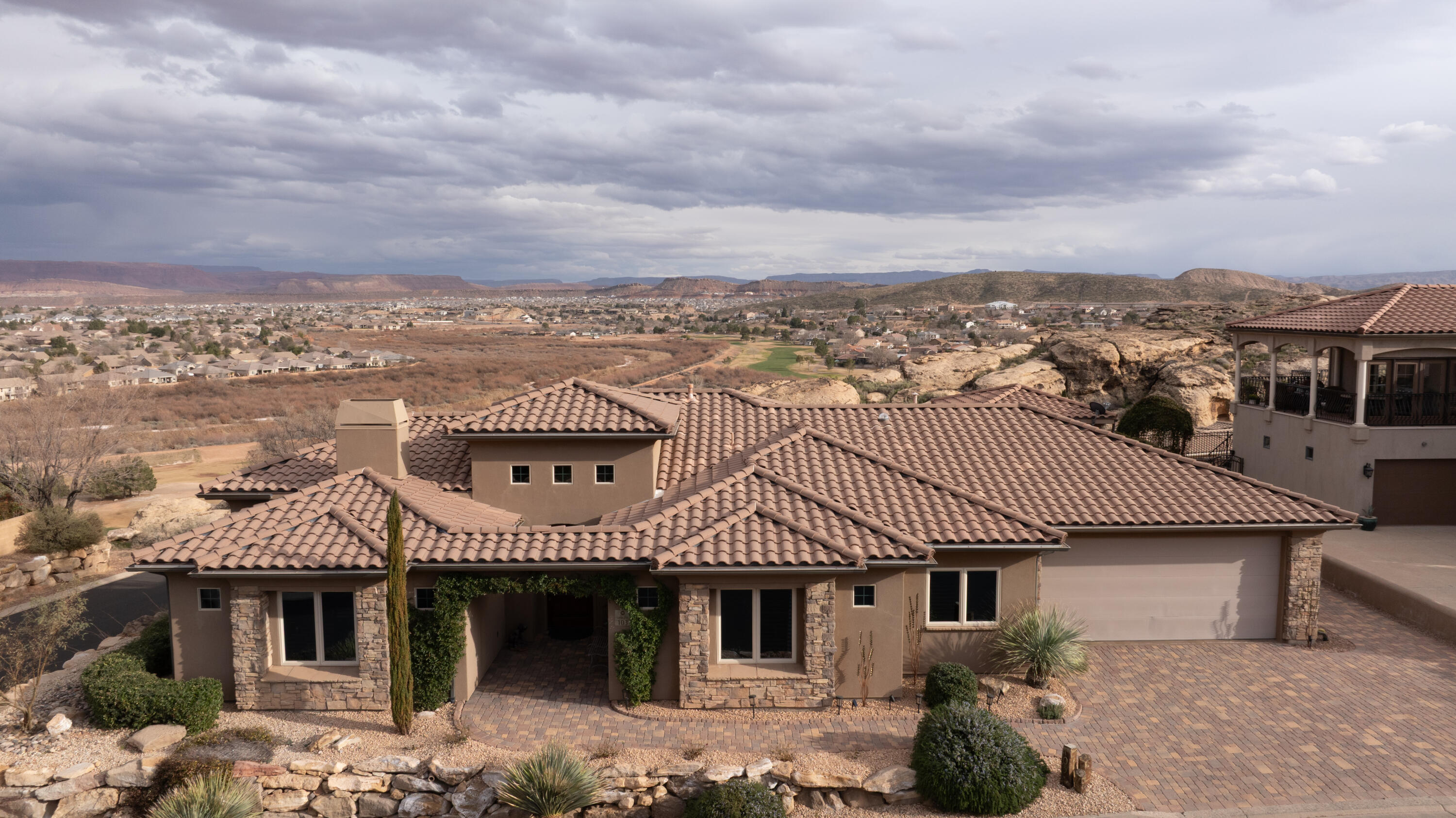 SIENNA RIDGE AT WEBB HILL - Residential