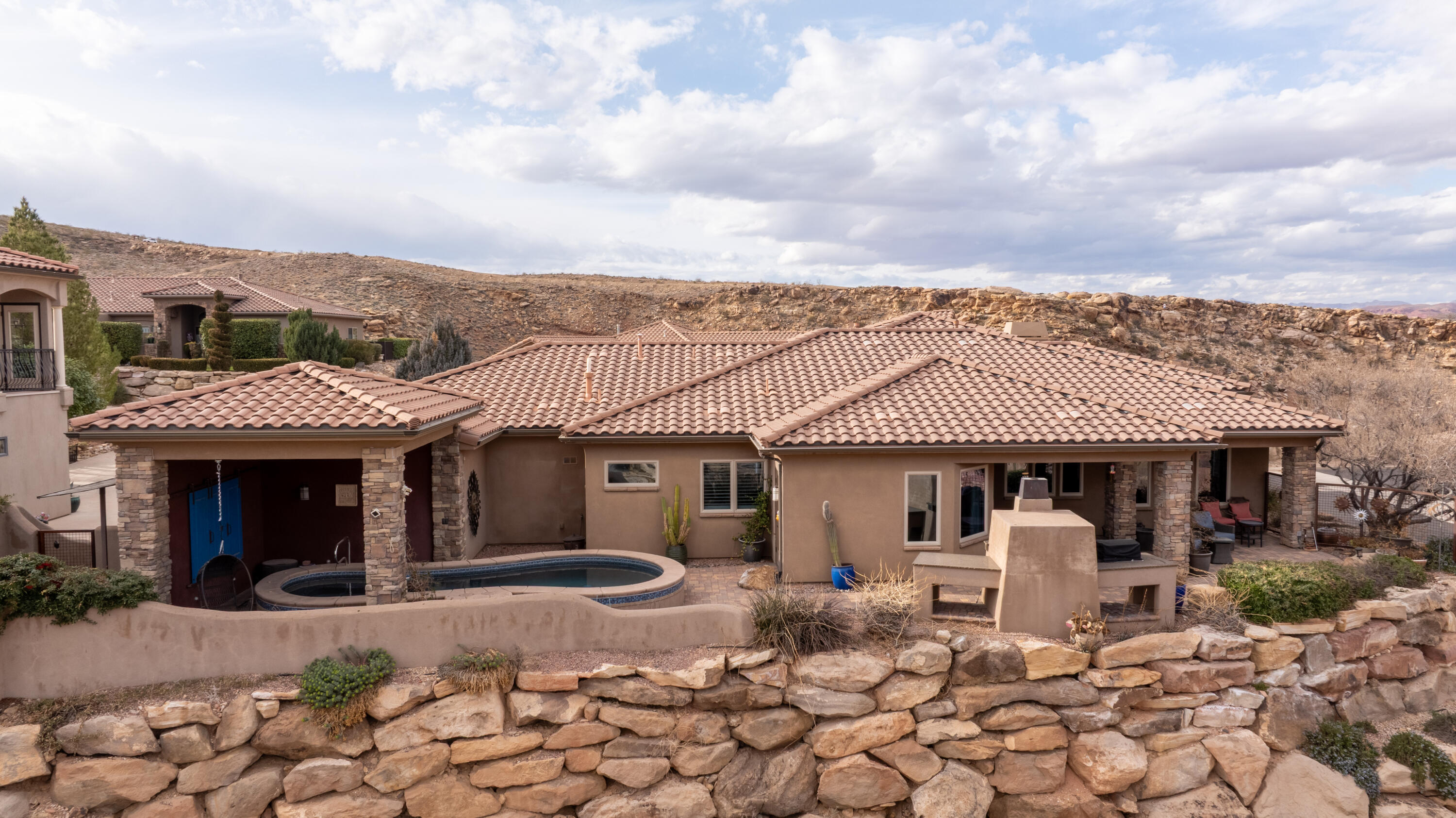 SIENNA RIDGE AT WEBB HILL - Residential