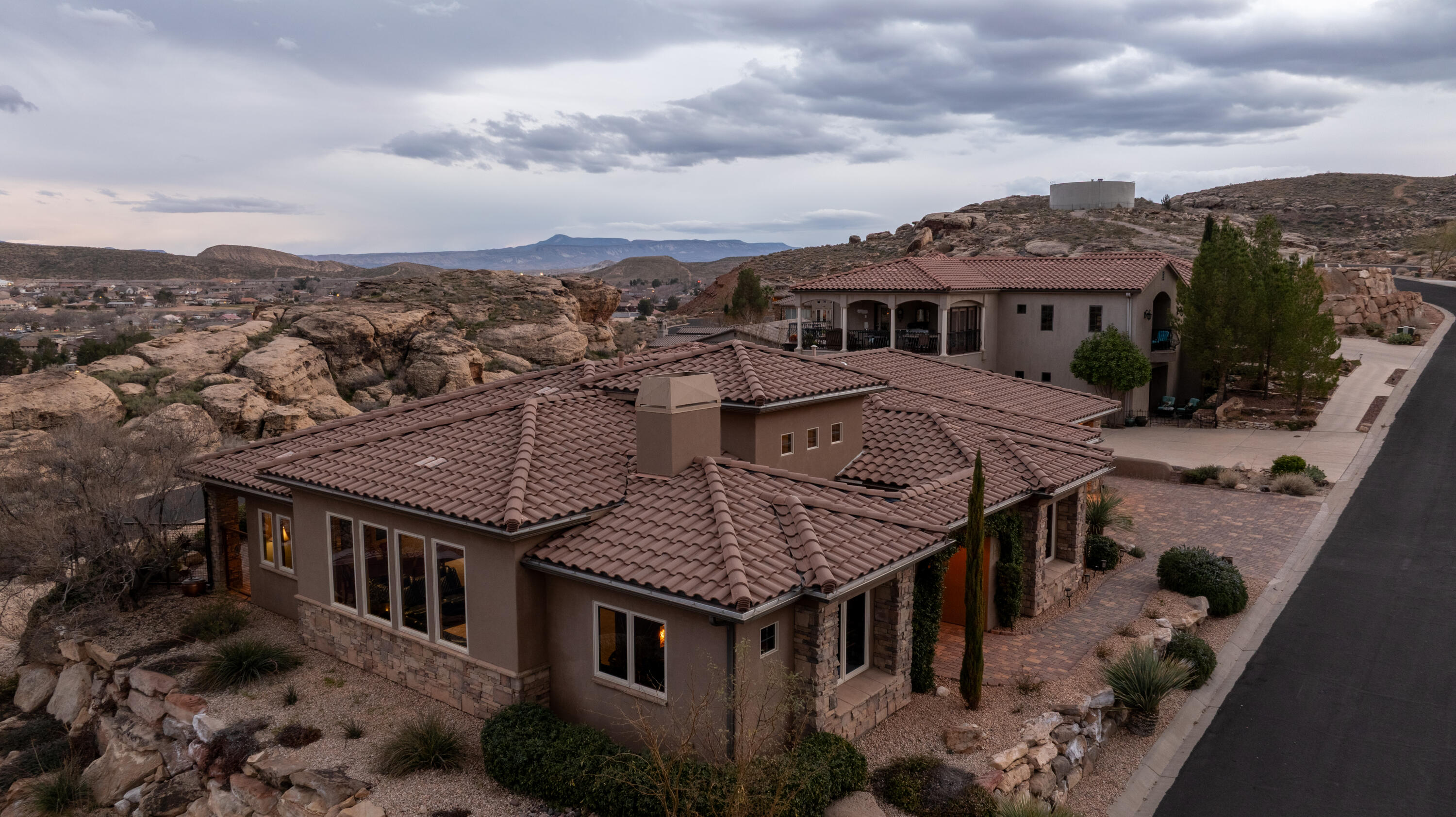 SIENNA RIDGE AT WEBB HILL - Residential