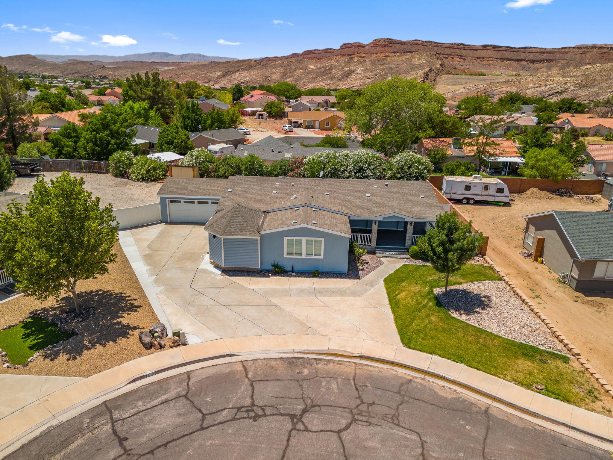 CANYON RIDGE - Residential