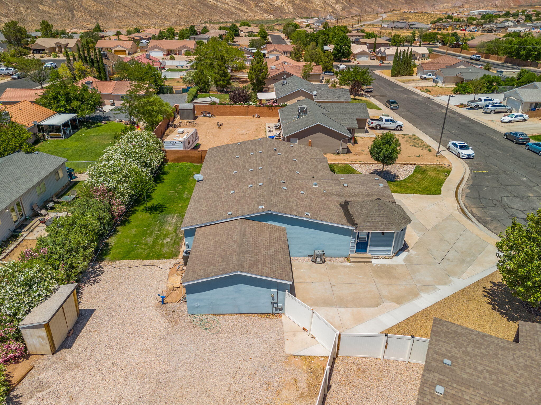 CANYON RIDGE - Residential