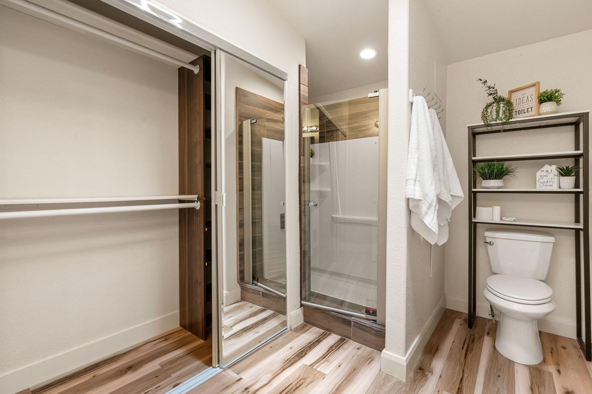CANYON RIDGE - Residential