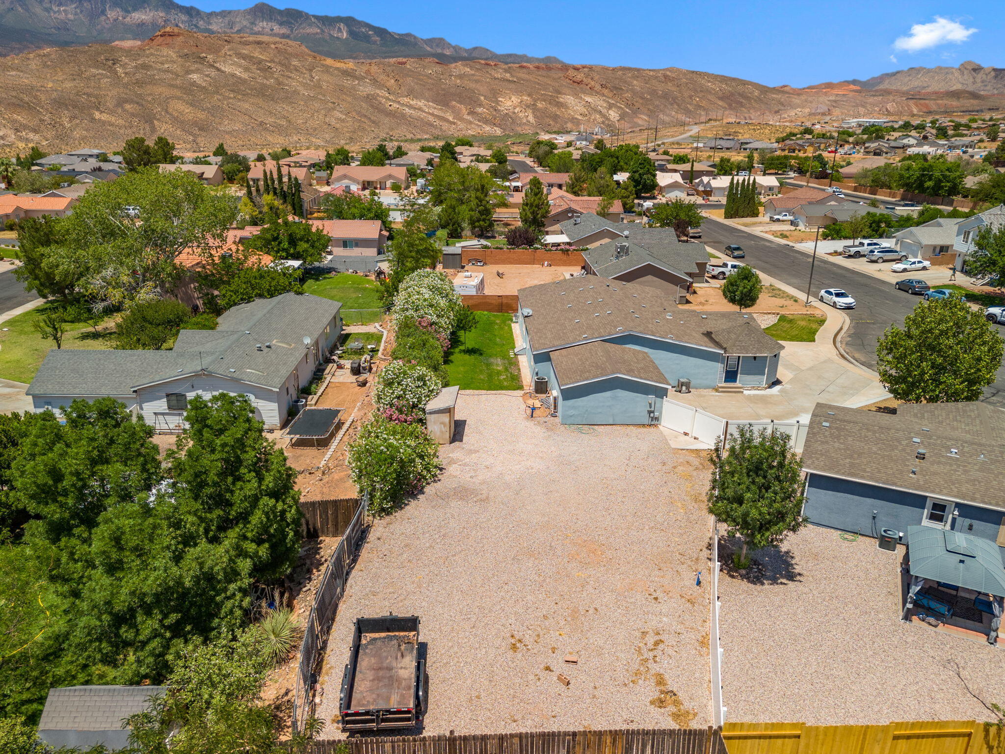 CANYON RIDGE - Residential