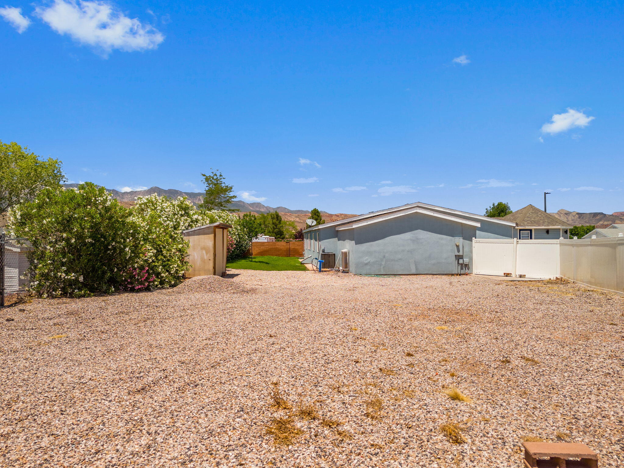 CANYON RIDGE - Residential