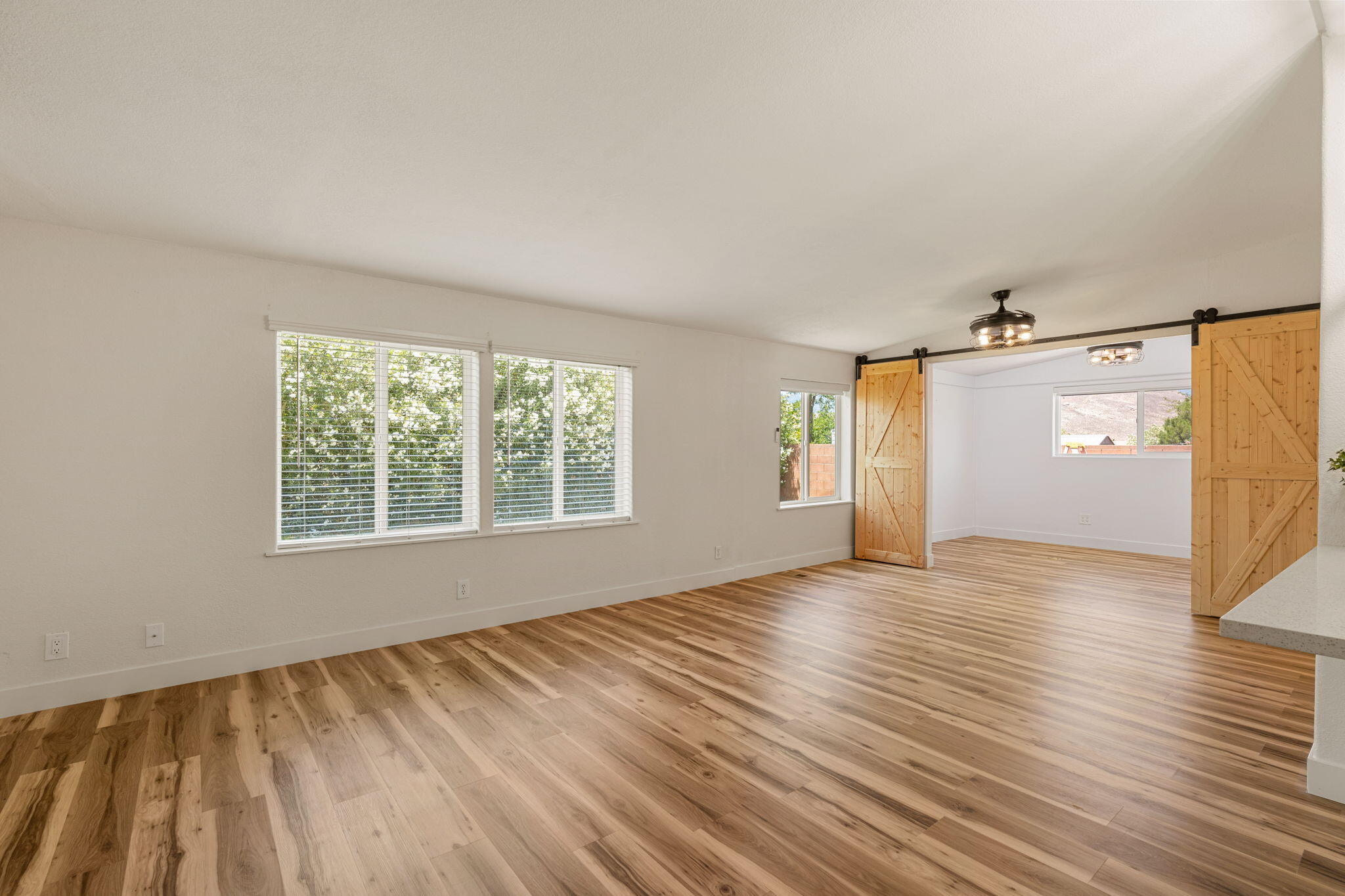 CANYON RIDGE - Residential