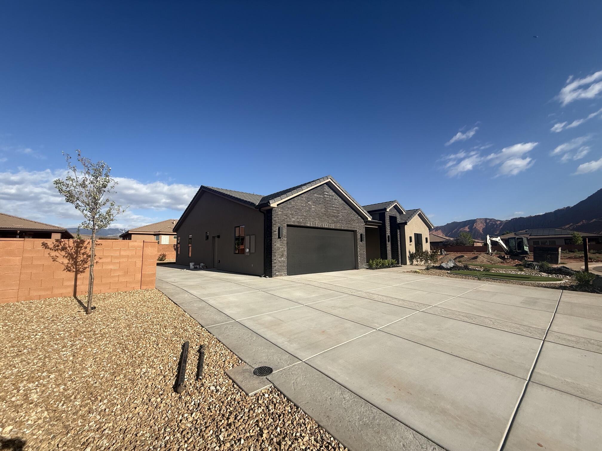 SERENITY ESTATES - Residential