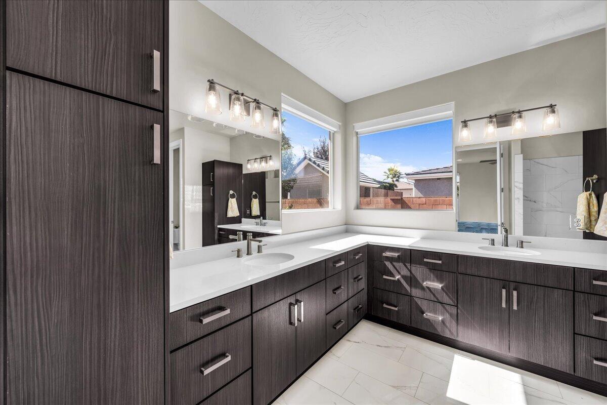DIXIE SPRINGS - Residential