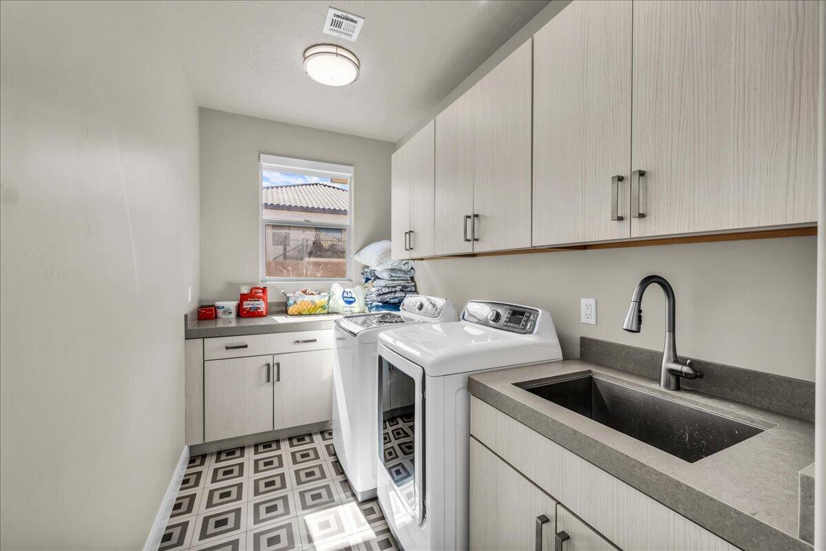 DIXIE SPRINGS - Residential