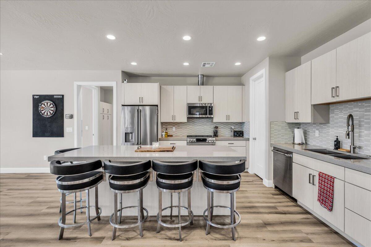DIXIE SPRINGS - Residential