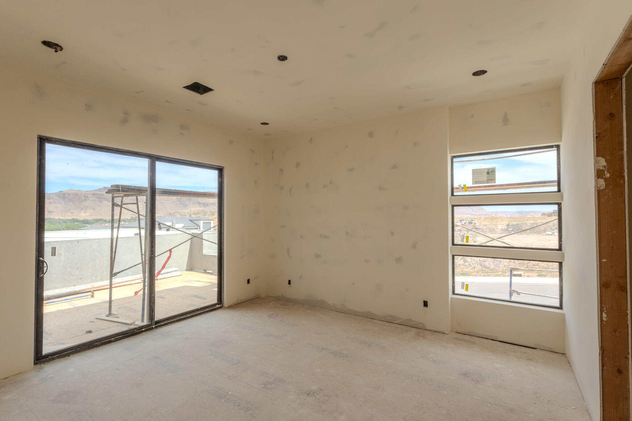 MOUNTAIN VIEW ESTATES - Residential