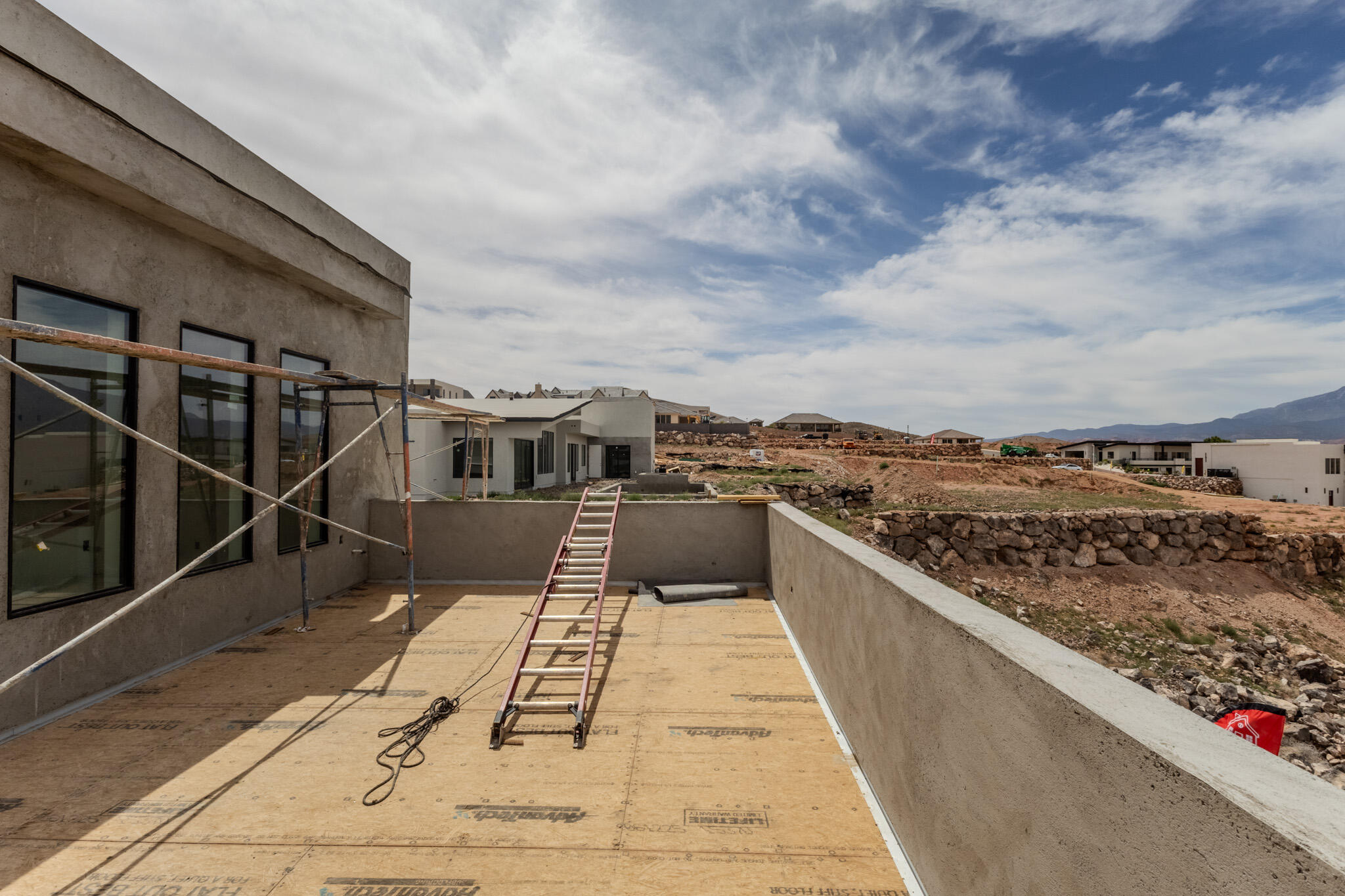 MOUNTAIN VIEW ESTATES - Residential