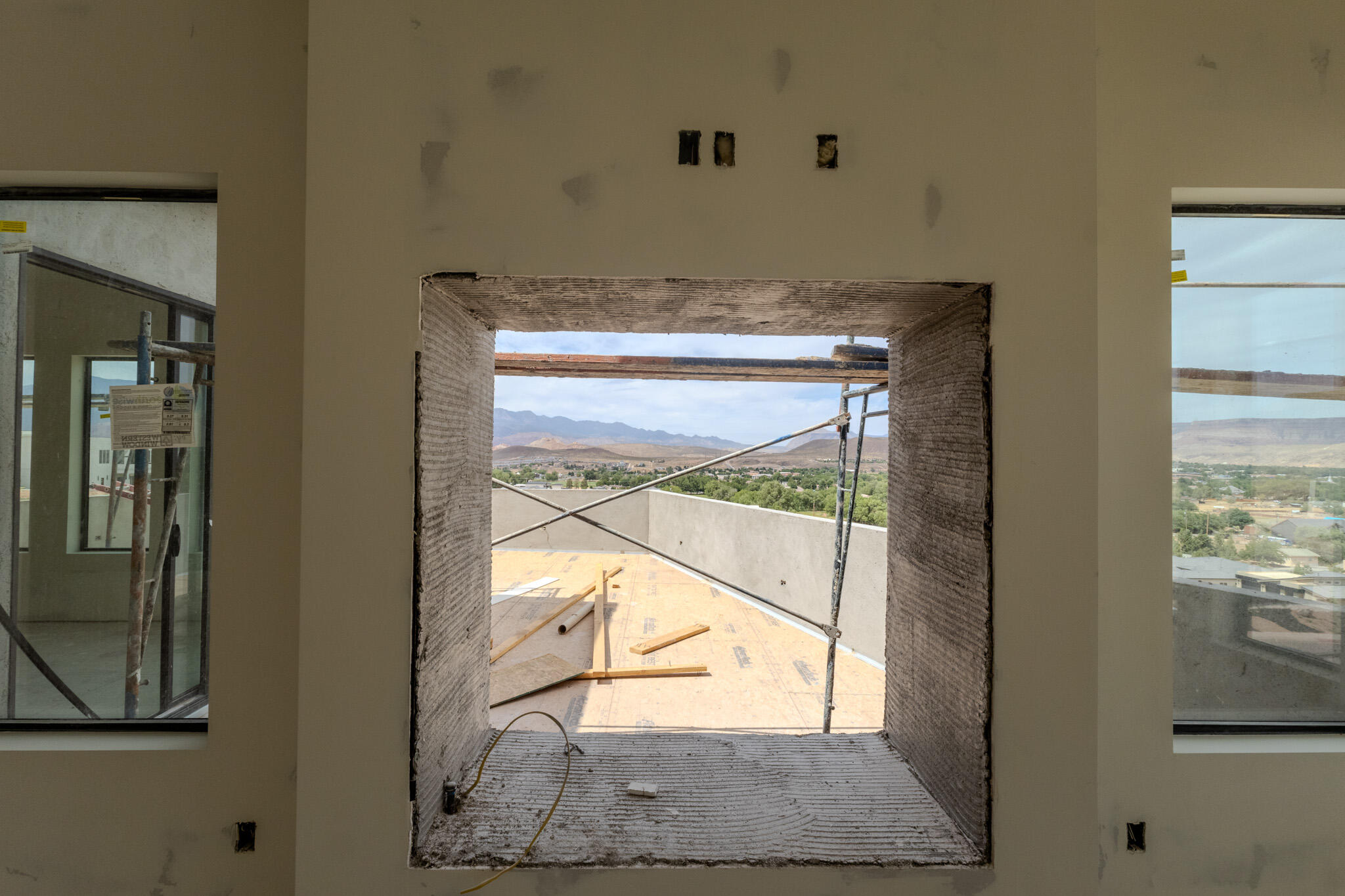MOUNTAIN VIEW ESTATES - Residential