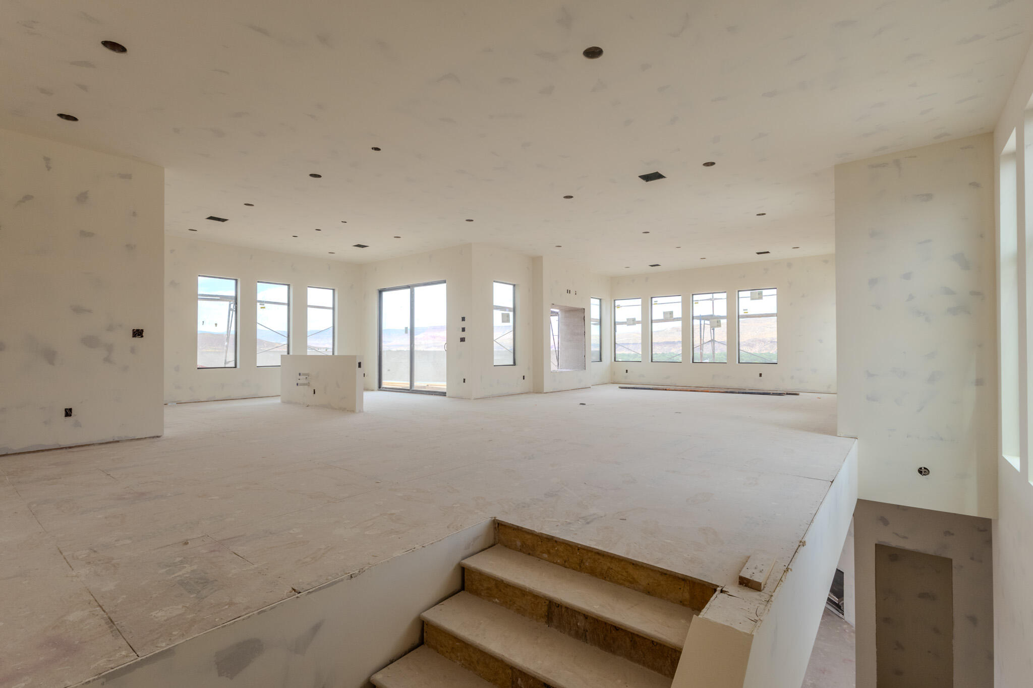 MOUNTAIN VIEW ESTATES - Residential