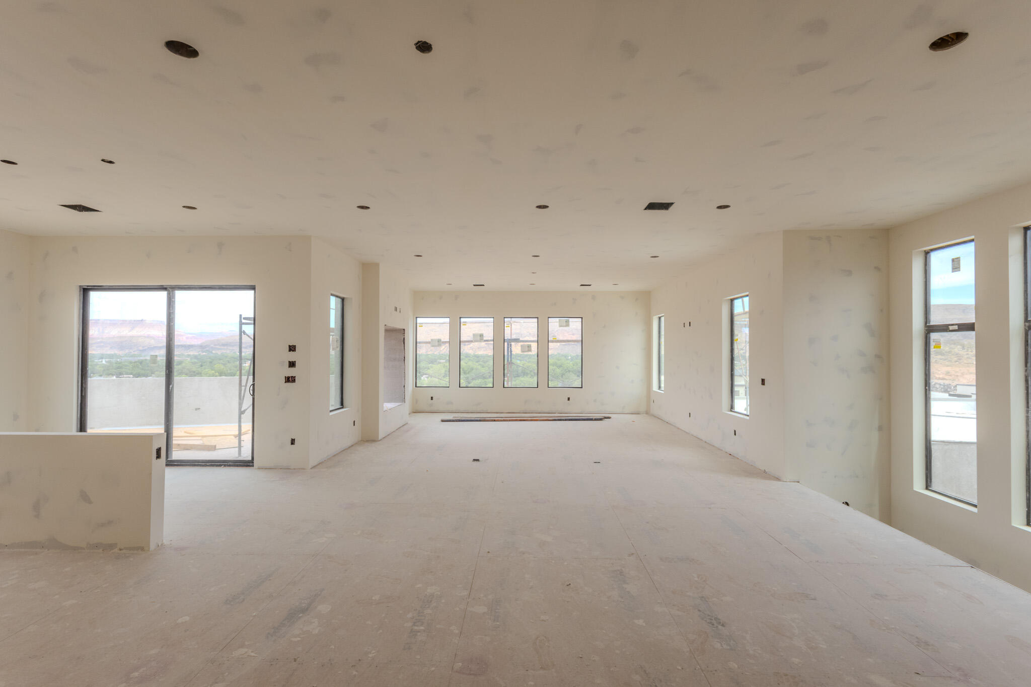 MOUNTAIN VIEW ESTATES - Residential