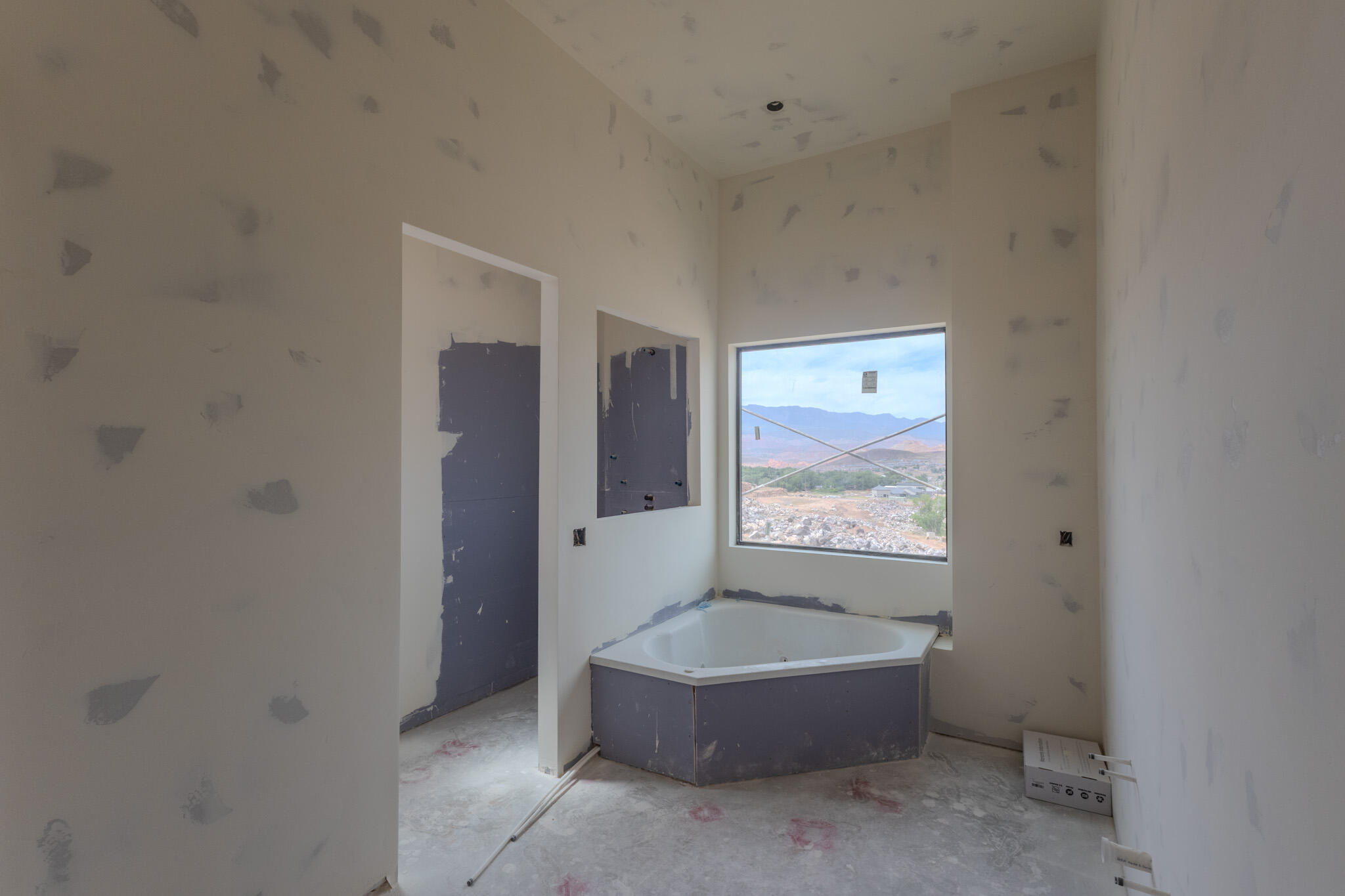MOUNTAIN VIEW ESTATES - Residential