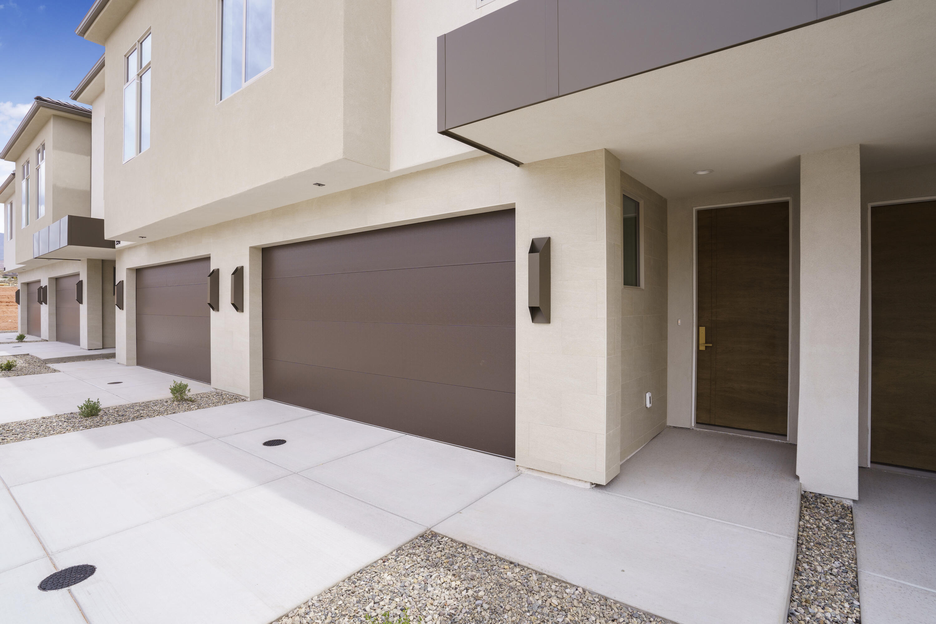 MANGATA TOWNHOMES - Residential