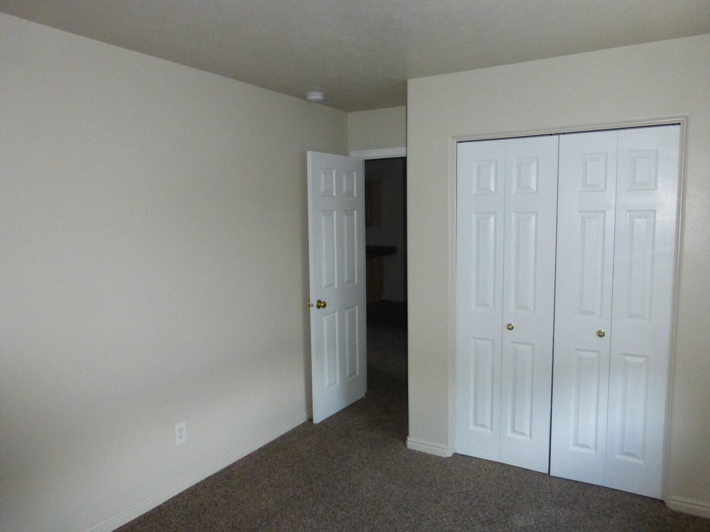 CANYON COTTONWOODS - Residential Income