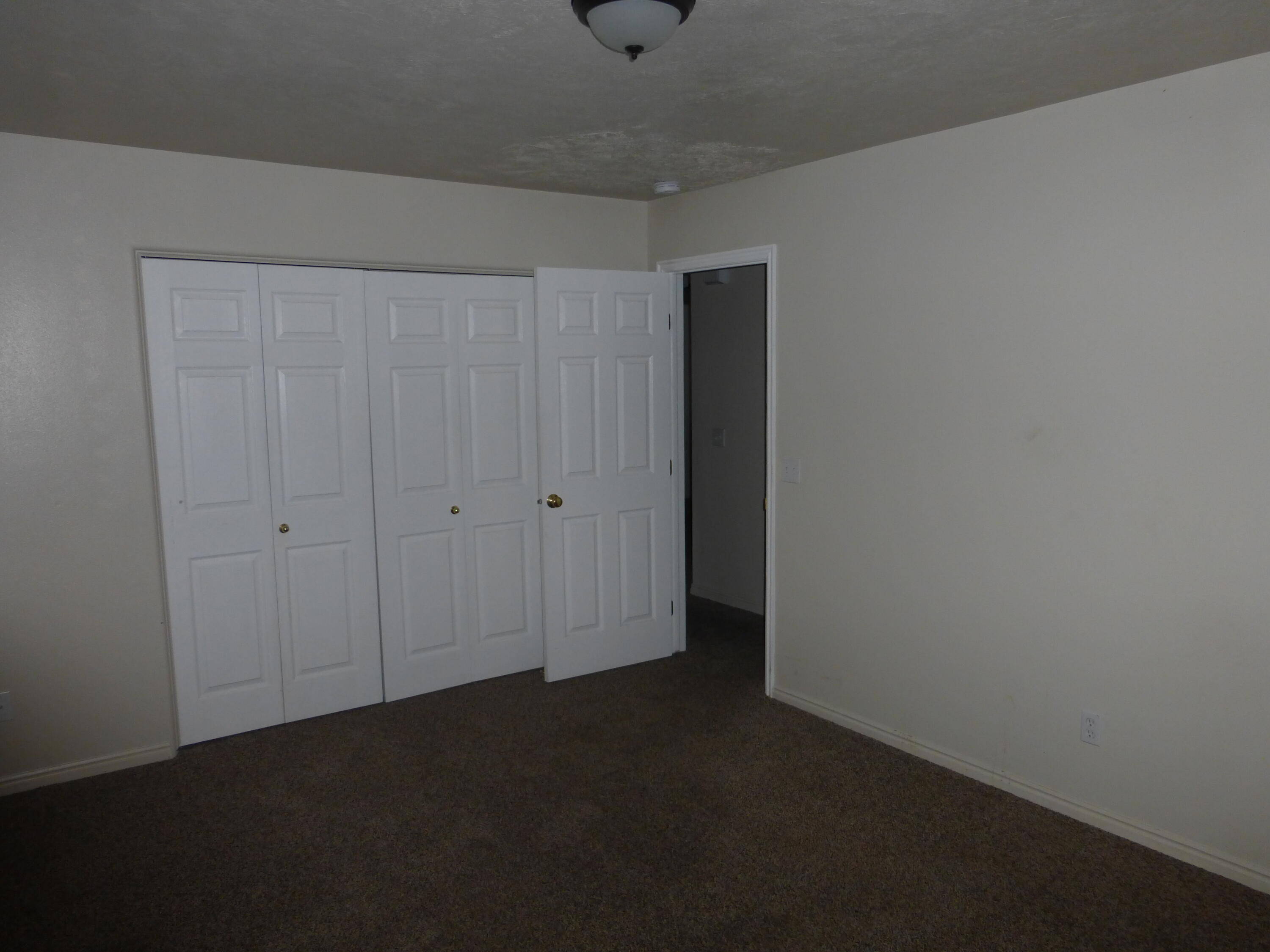 CANYON COTTONWOODS - Residential Income