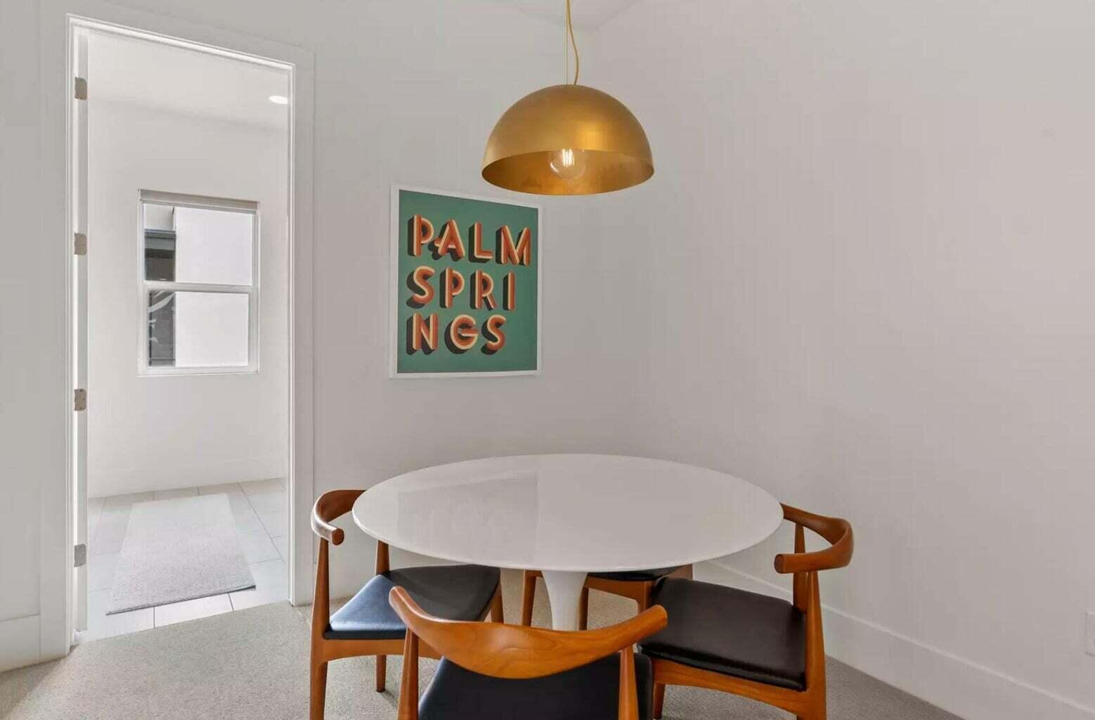 BLOOMINGTON VAC VILLAS - Residential