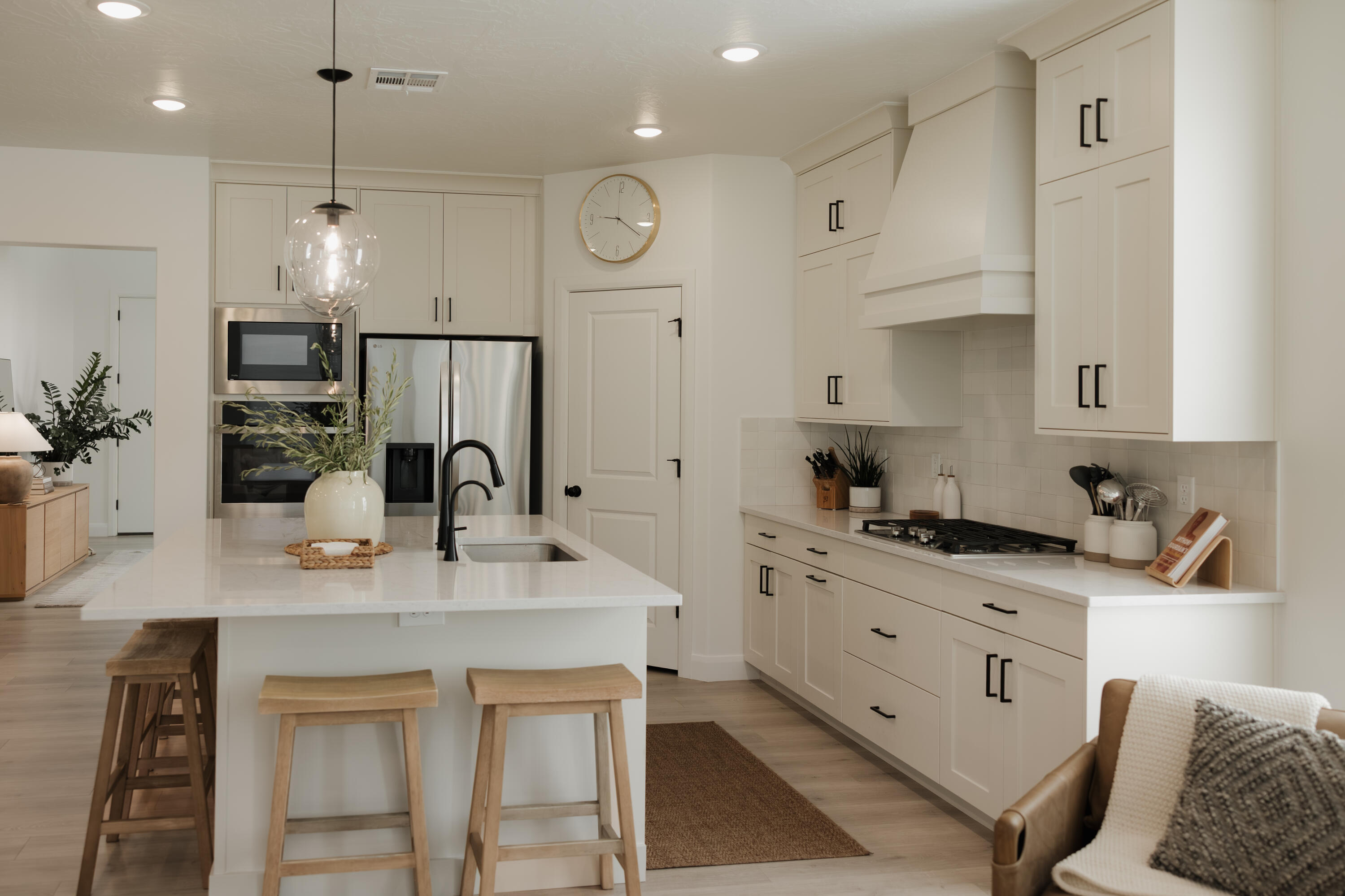 DESERT COLOR SAGE HAVEN - Residential