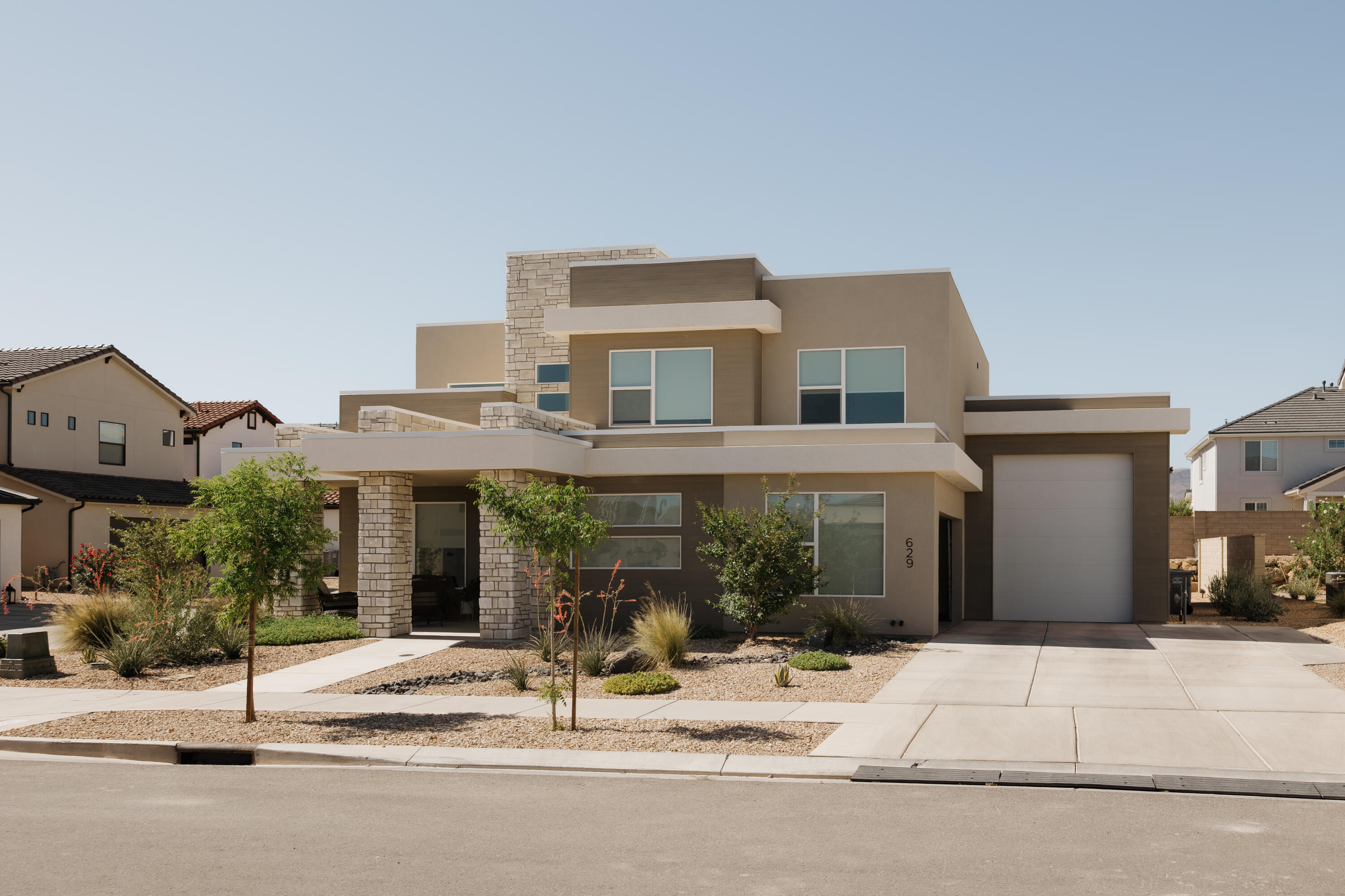 DESERT COLOR SAGE HAVEN - Residential