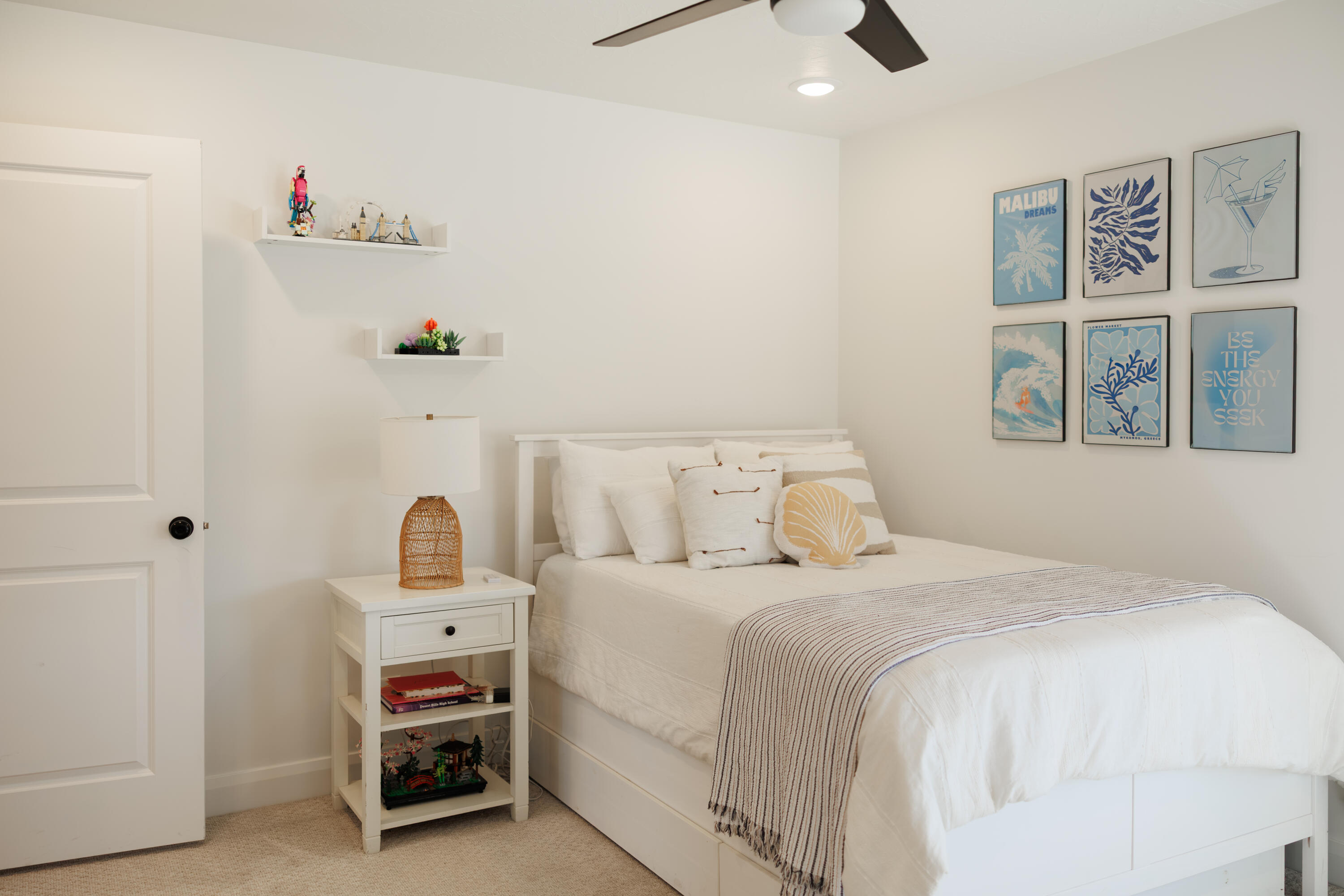 DESERT COLOR SAGE HAVEN - Residential