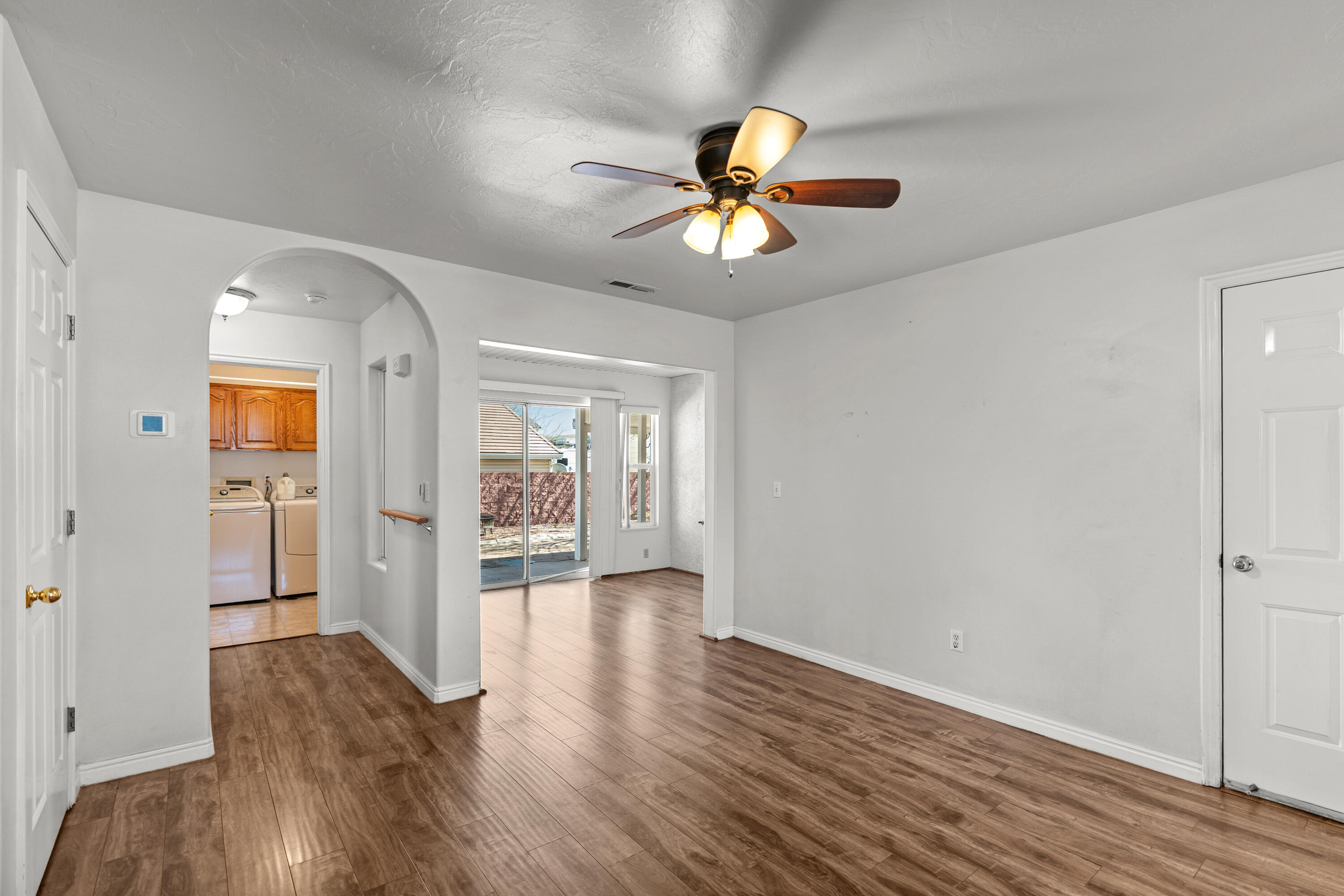 SANTA FE HILLS - Residential