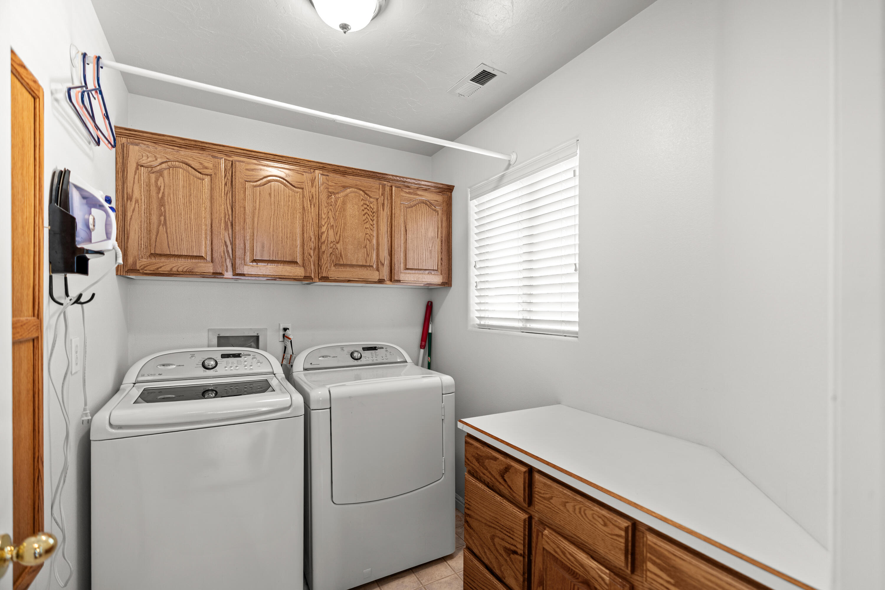 SANTA FE HILLS - Residential