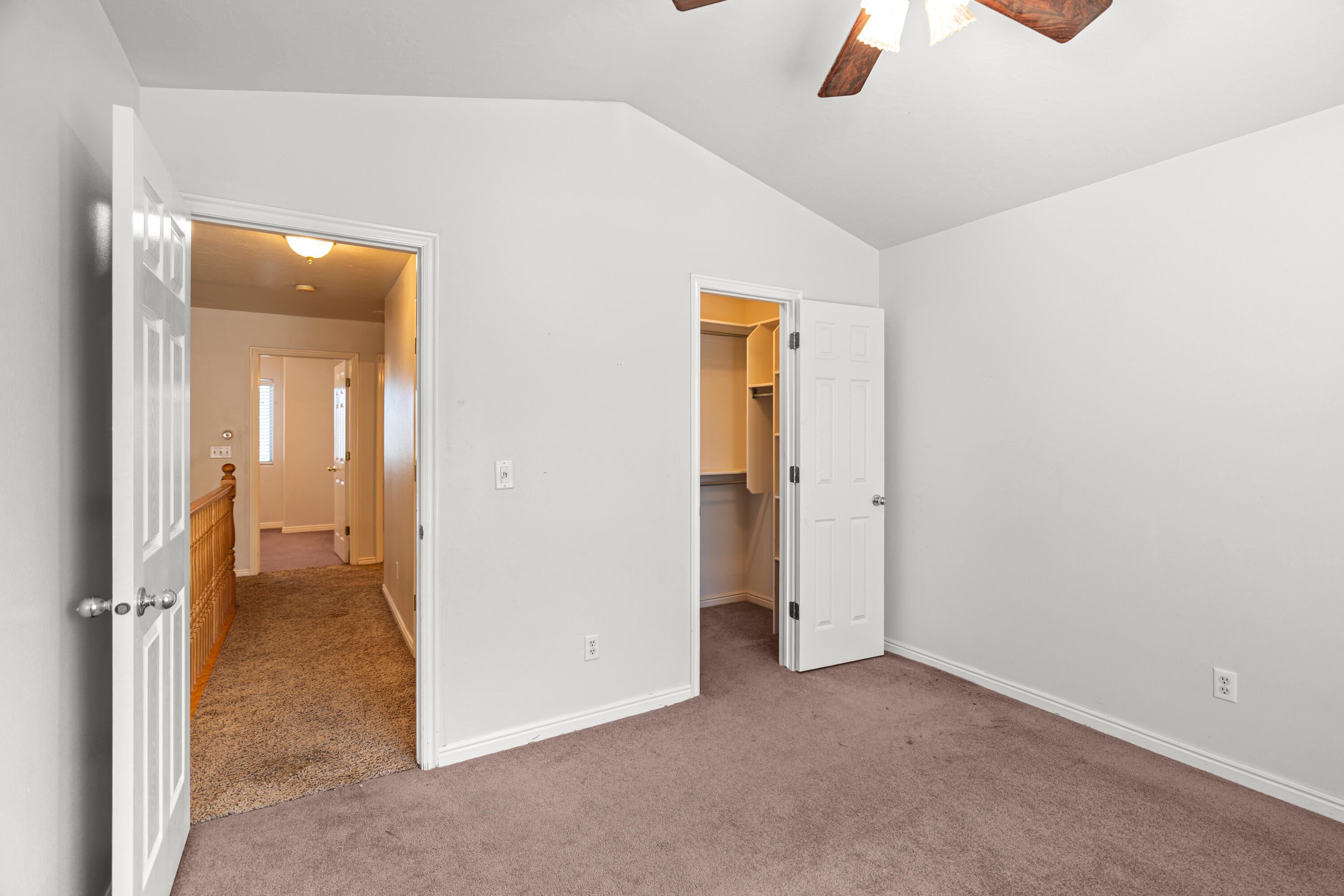 SANTA FE HILLS - Residential