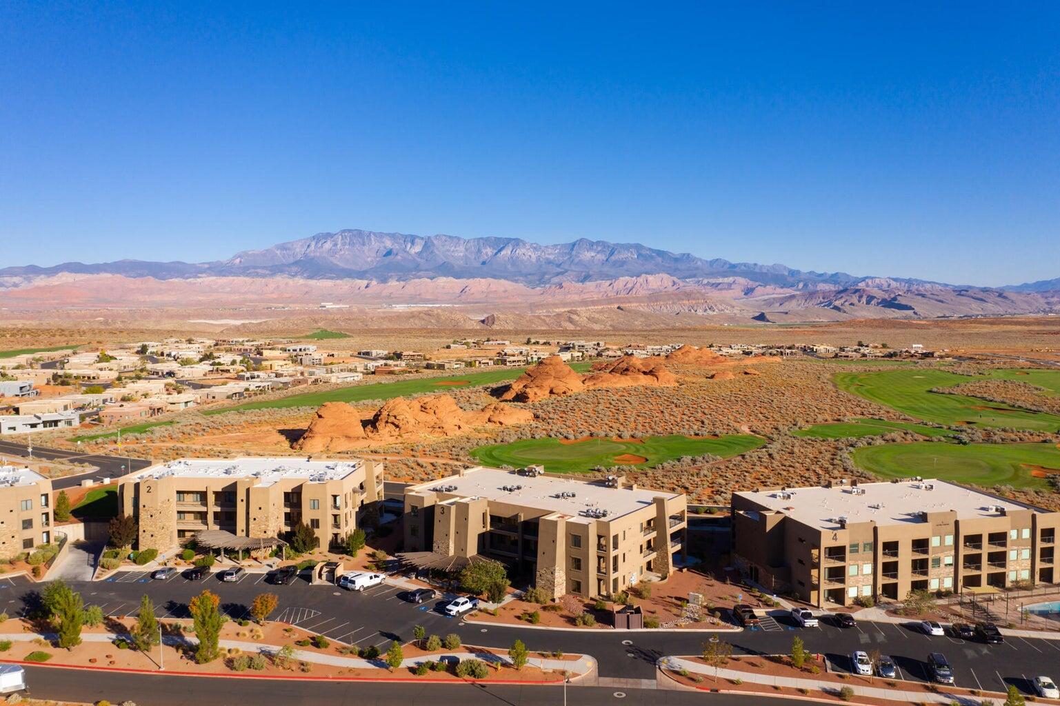 VILLAS AT SAND HOLLOW - Residential