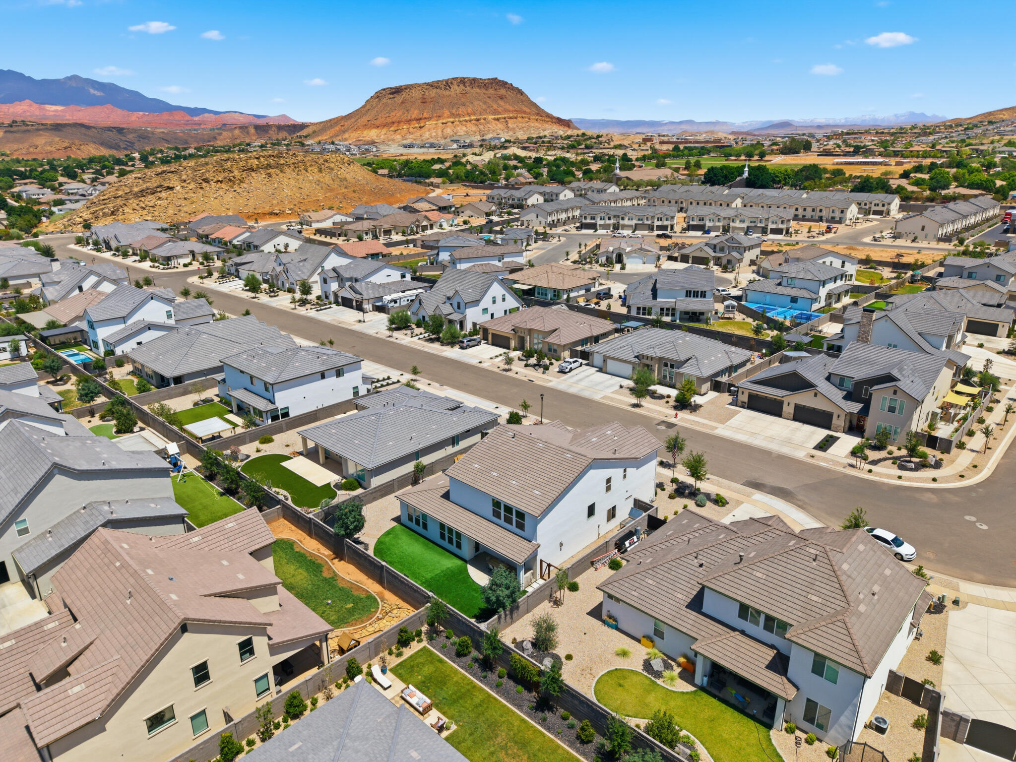HERITAGE PLACE - Residential