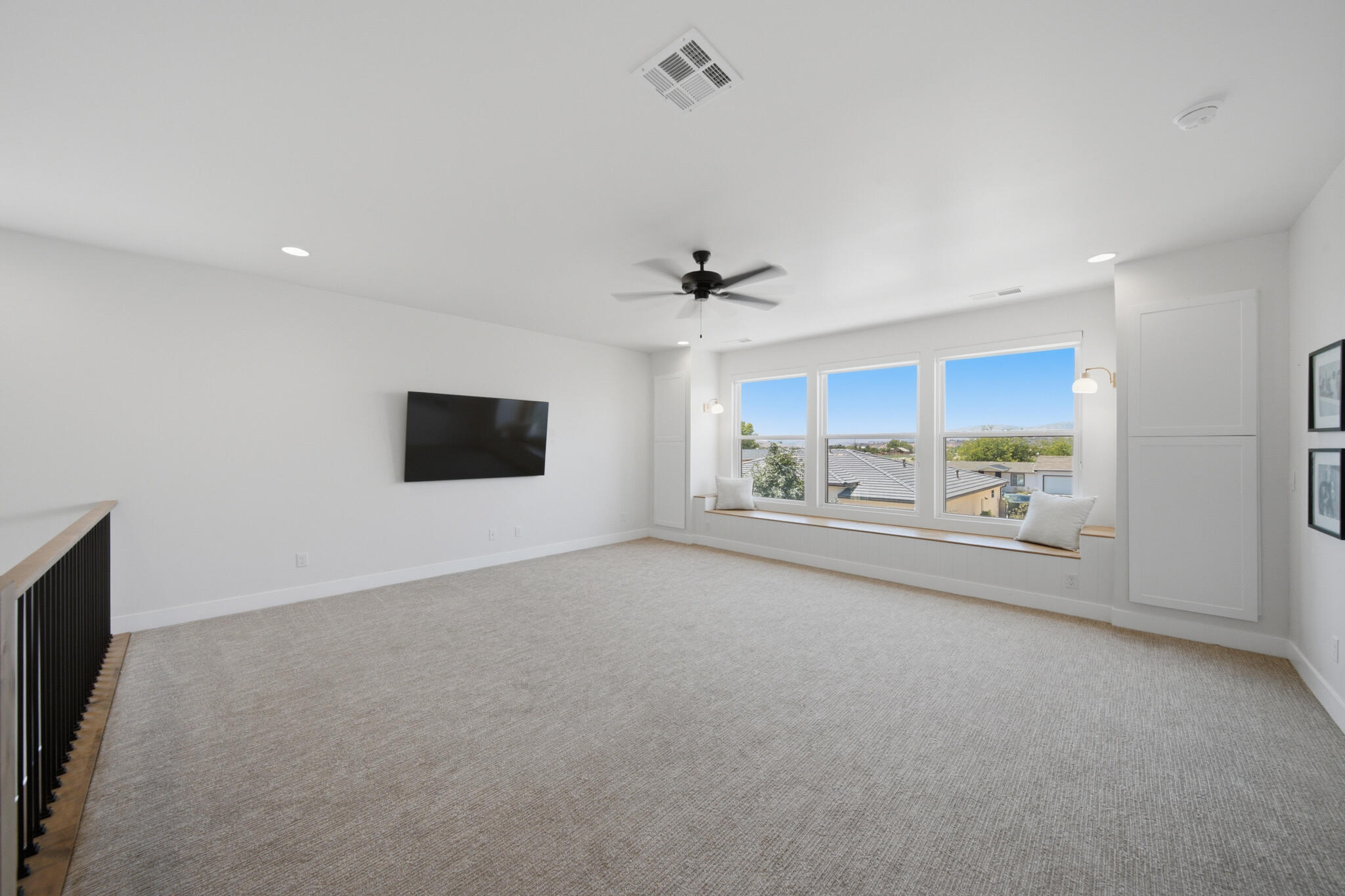 HERITAGE PLACE - Residential