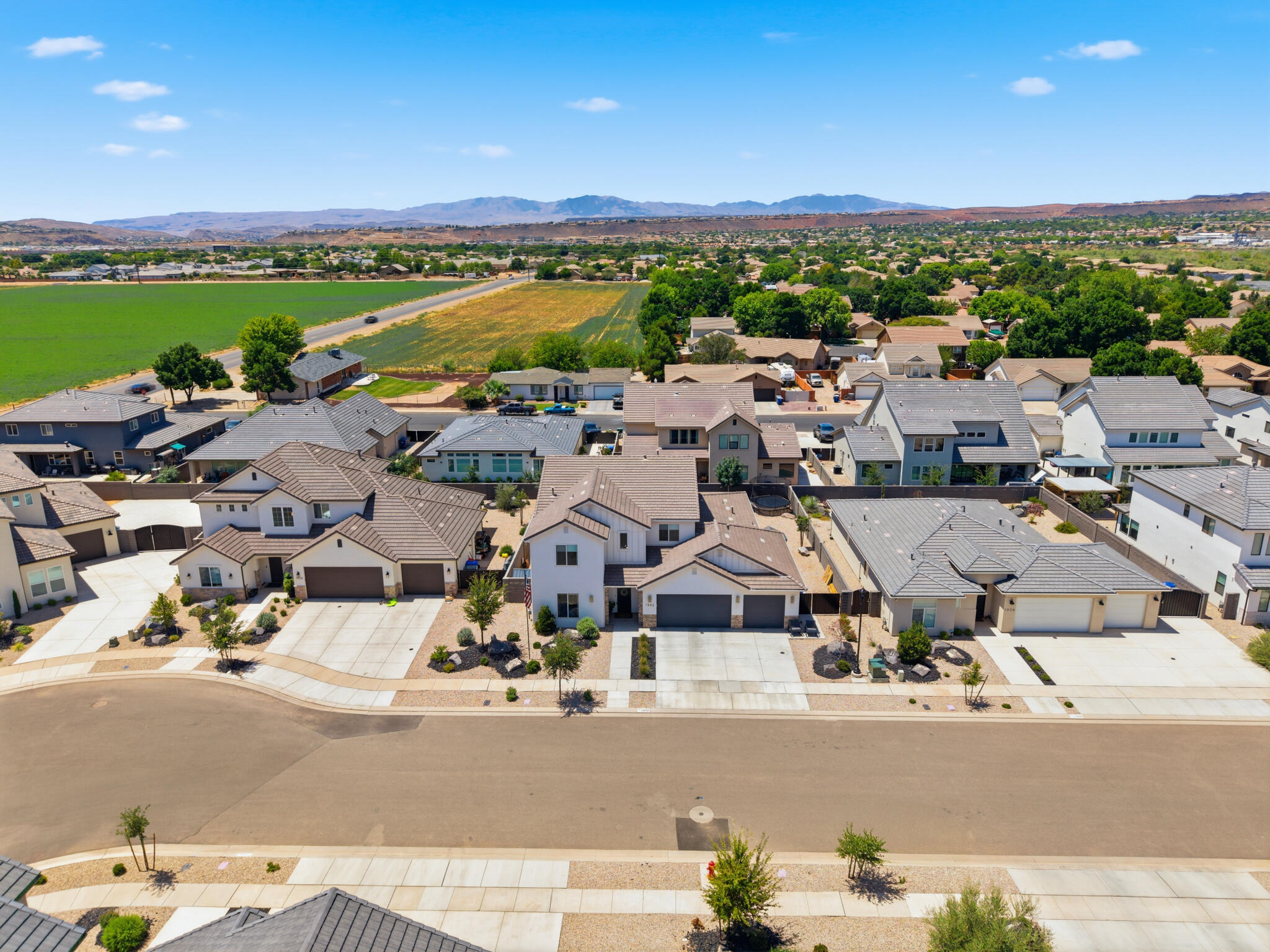 HERITAGE PLACE - Residential