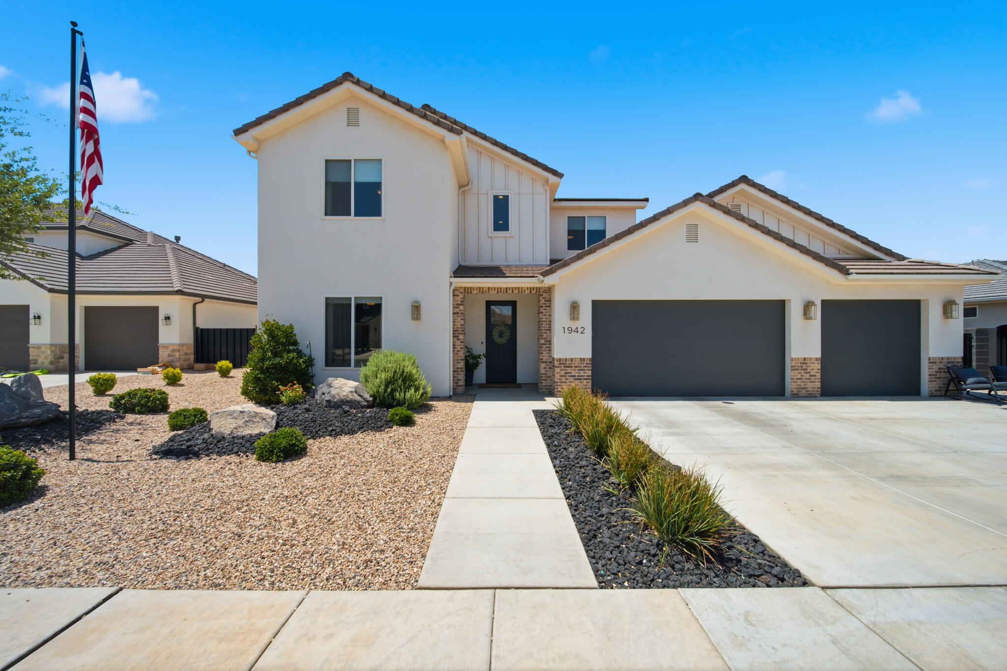 HERITAGE PLACE - Residential