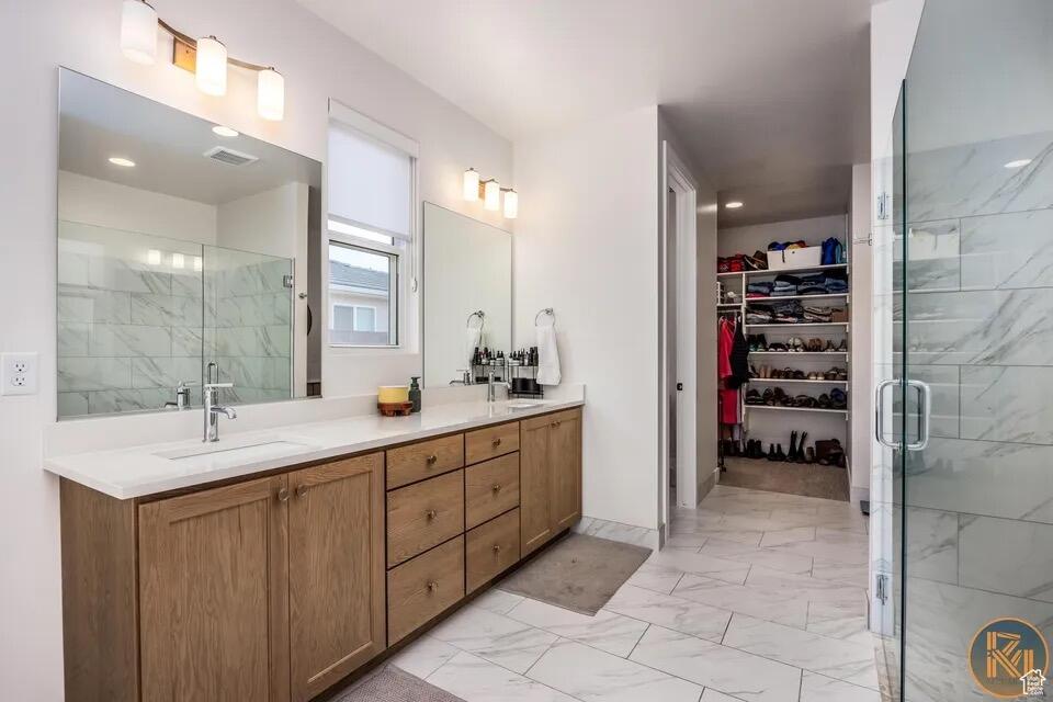 HERITAGE PLACE - Residential