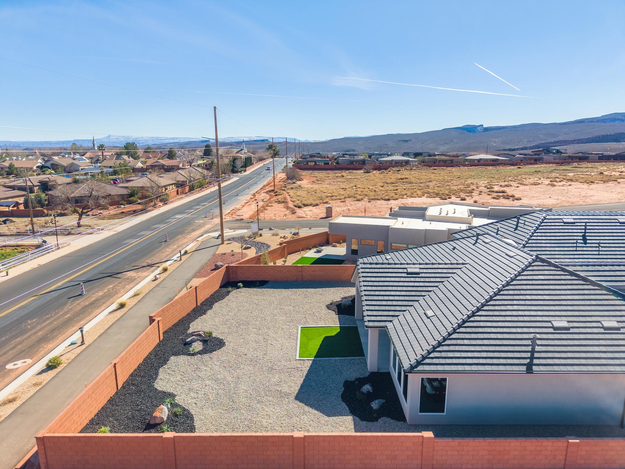 BLACK STONE - Residential