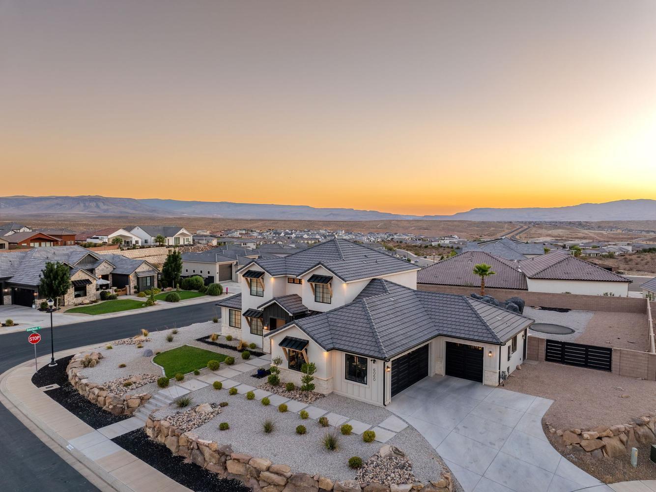 DESERT VIEW - Residential